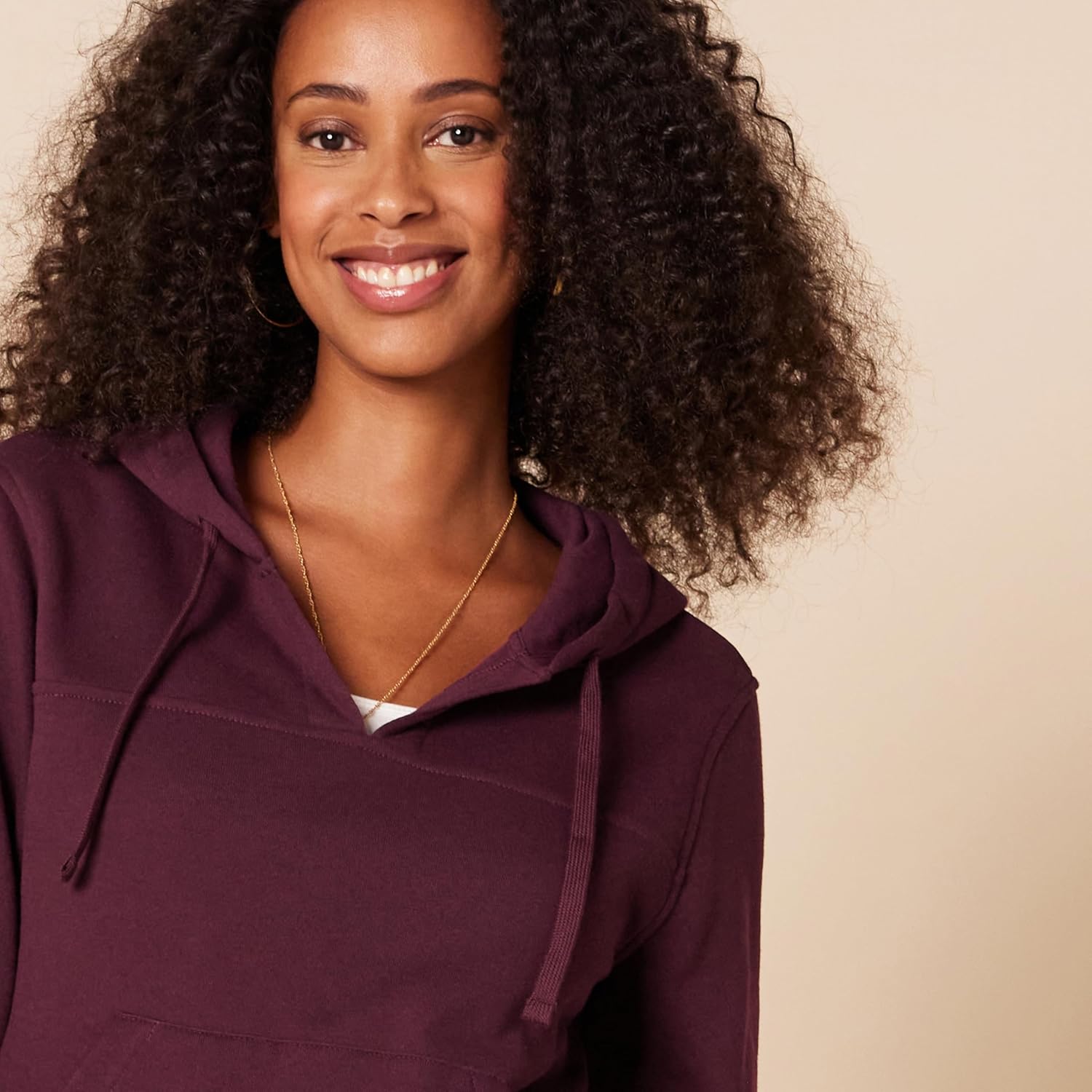 Amazon Essentials Women's Classic-Fit Long-Sleeve Open V-Neck Hooded Sweatshirt - Discontinued Colors - Image 4