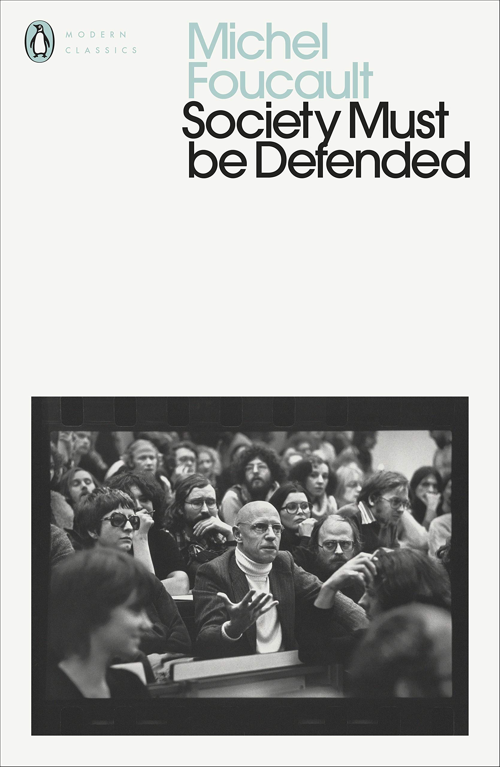 Society Must Be Defended by Michel Foucault (Paperback Book)
