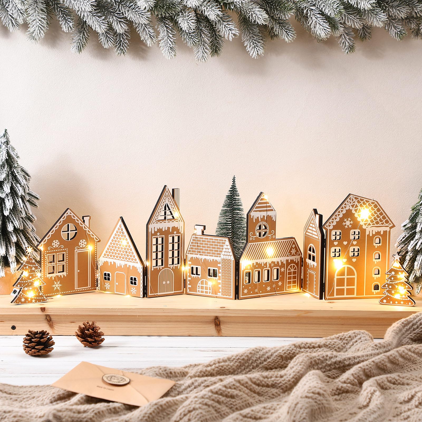 Retisee 1 lot de décorations de Noël en pain d'épices pliable avec lumière LED et 2 arbres de Noël, village de Noël, décoration d'intérieur, cadeau pour fête, 20 x 15 x 7 cm (pain d'épices, jaune)
