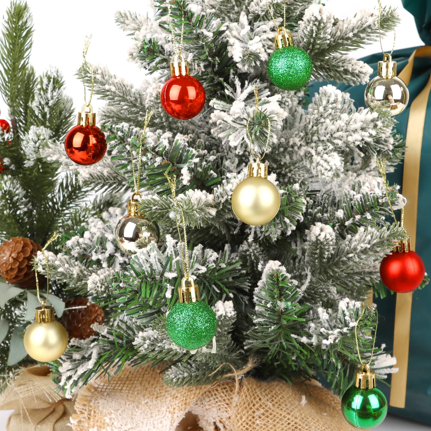 VEYLIN Shatterproof Christmas Baubles - Image 3