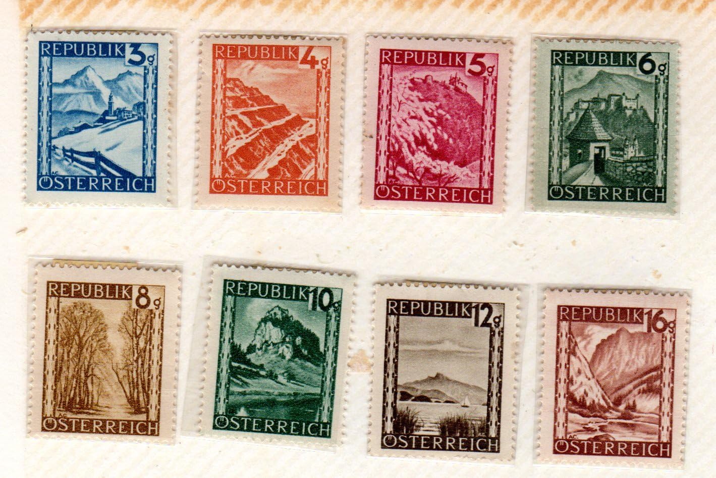 Postage Stamps Austria 8 Stamps of Various Designs dated
