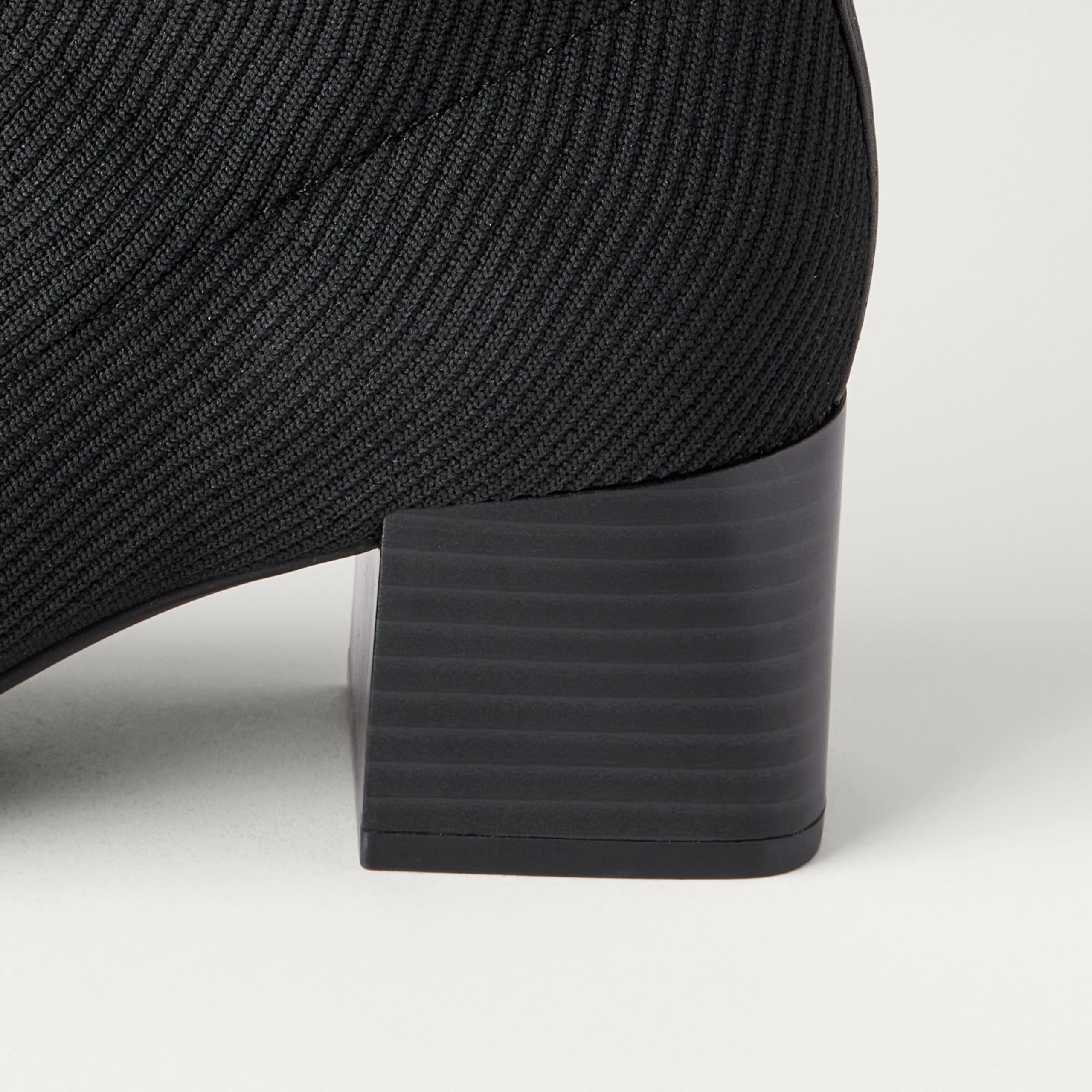 Amazon Essentials Stivaletti elasticizzati in maglia