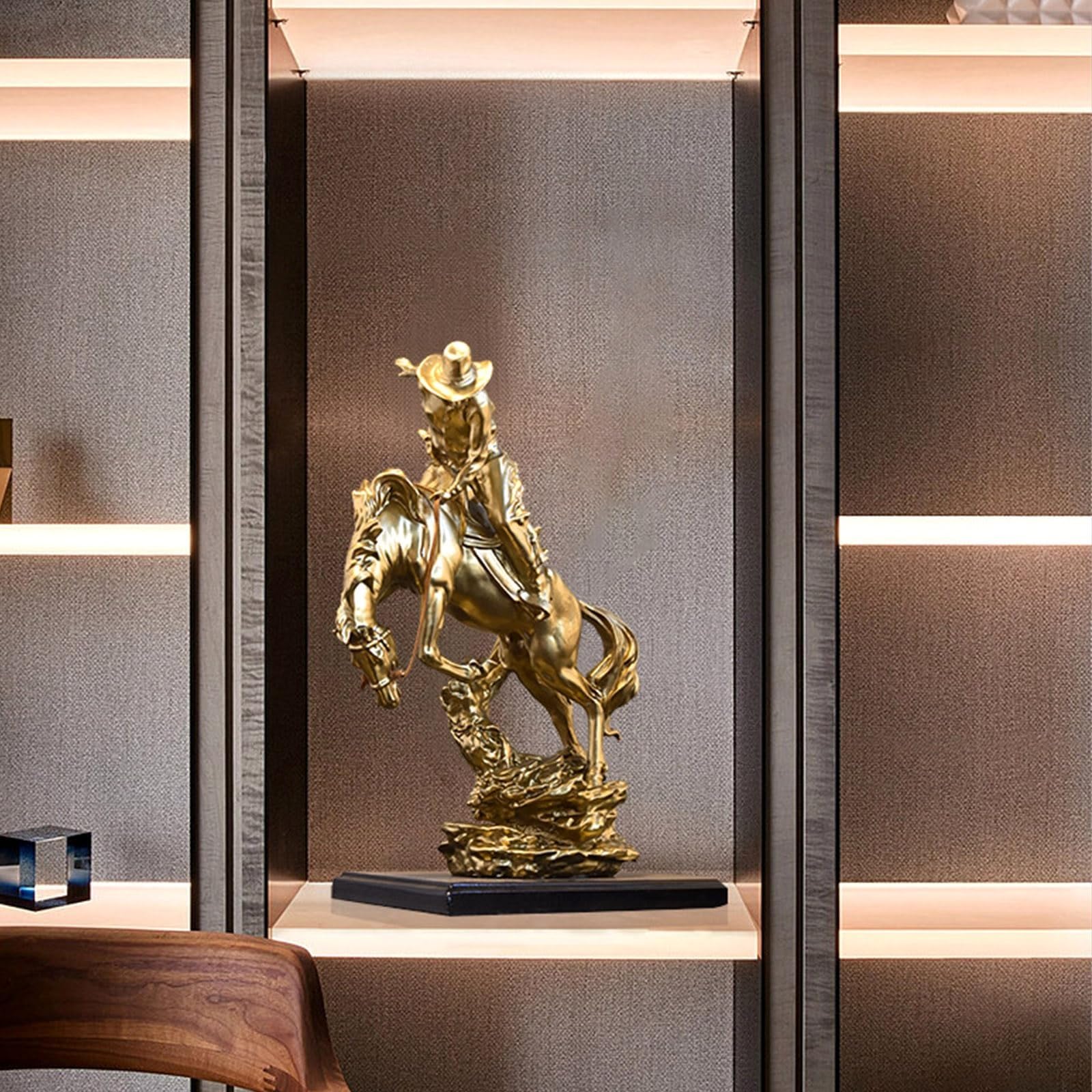 Artystyczna statuetka - ozdobna rzeźba - zachodni kowboj jadący koń statuetka rycerza wojownika figurka z żywicy kolekcja Bucking Bronco statua, figurka artystyczna kolekcja prezentów do