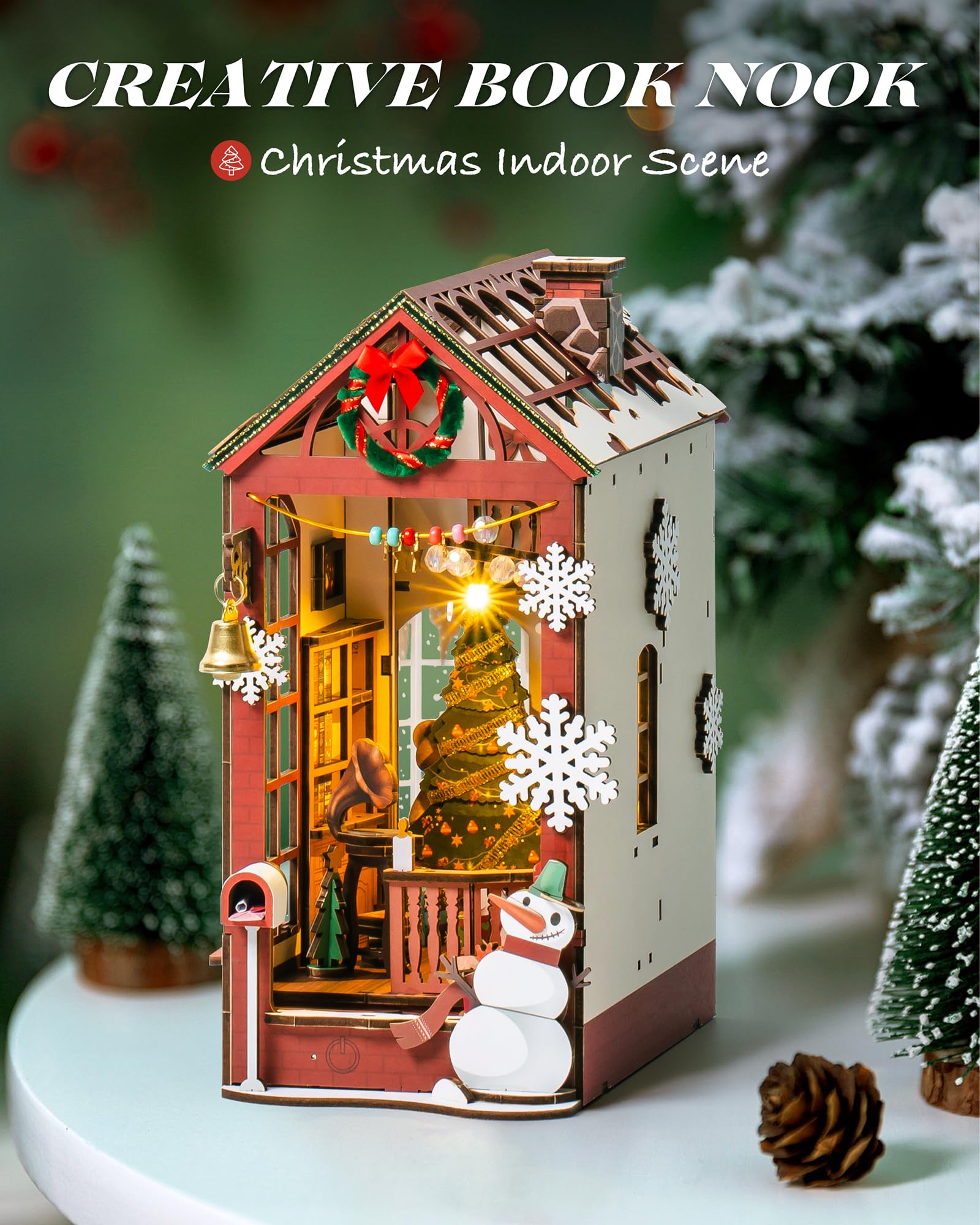 Rolife Book Nook Kit Calle e Interior de Navidad Casa de Muñecas Book Nook Kit Diorama con Árbol de Navidad Regalo para Adultos y Adolescentes (Escena Interior Navideña)