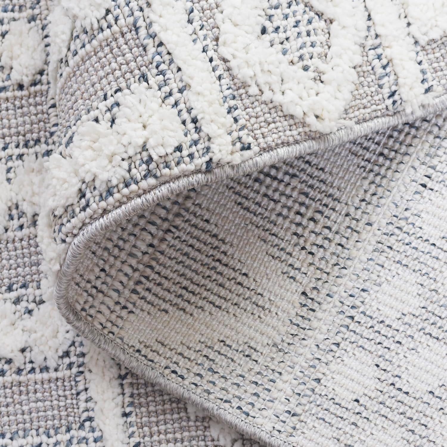 SAFAVIEH Trends Collection Runner Rug - 2'2" x 8', Grey & Ivory, Moroccan Rustic Boho Textured Design, Non-Shedding & Easy Care, Ideal for High Traffic Areas in Living Room, Bedroom (TRD124F)