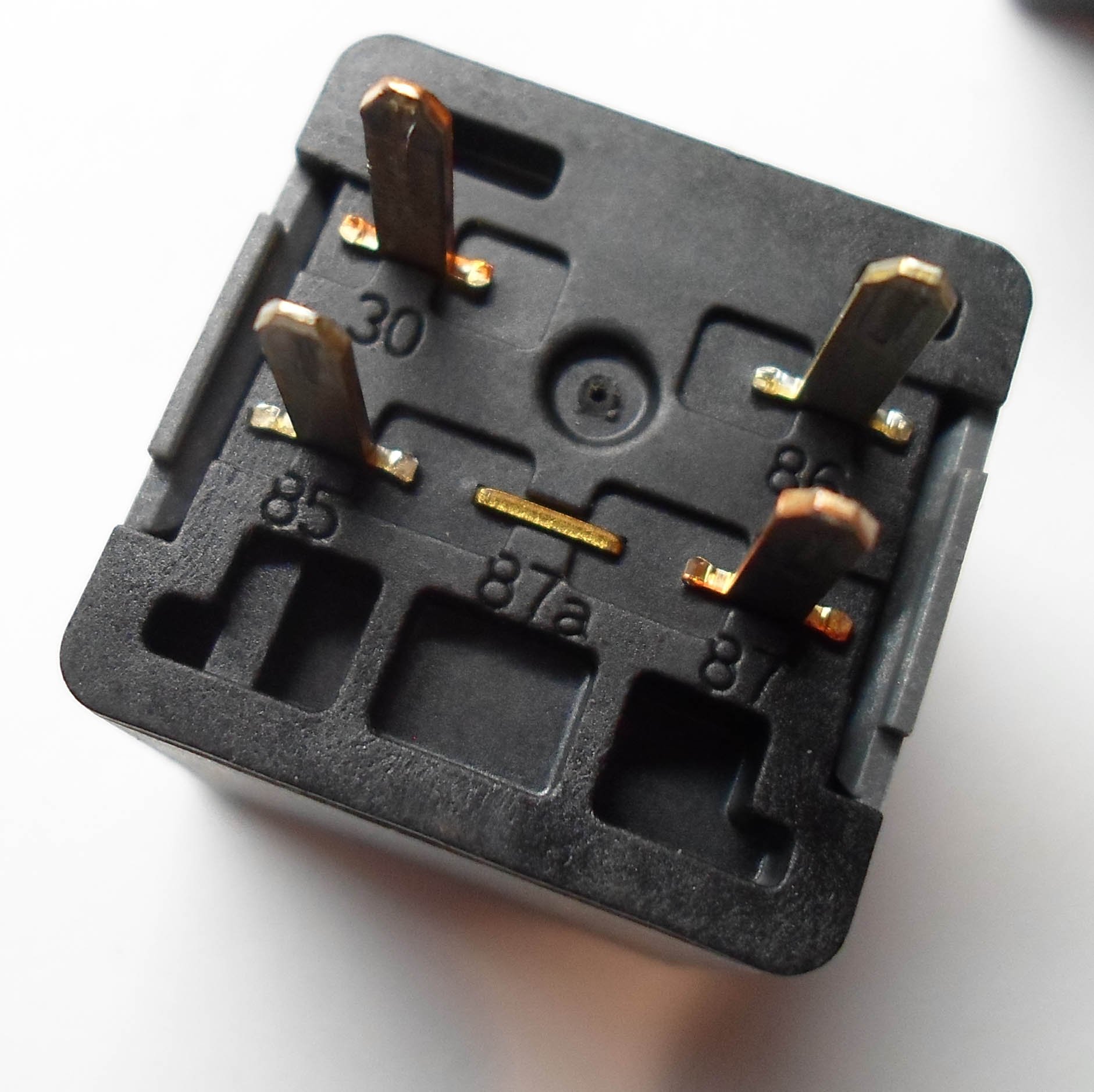 Amazon.com: General Motors 12177236, HVAC Blower Motor Relay  