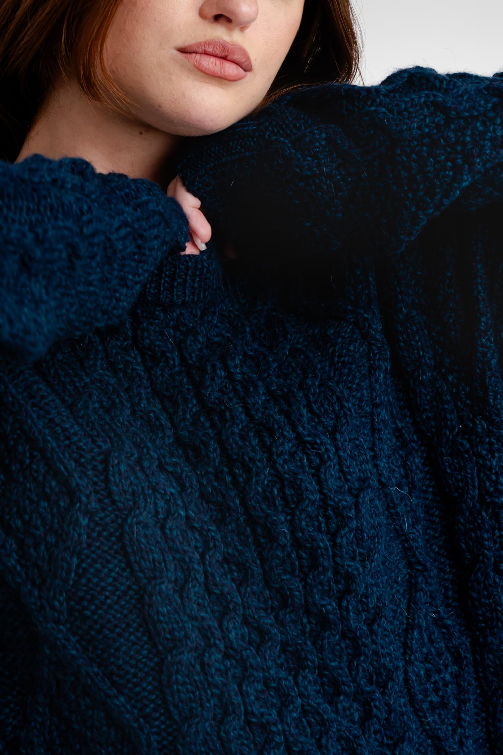 Maglione da donna in lana lavorata a maglia a trecce, 100% lana vergine, prodotto in Irlanda