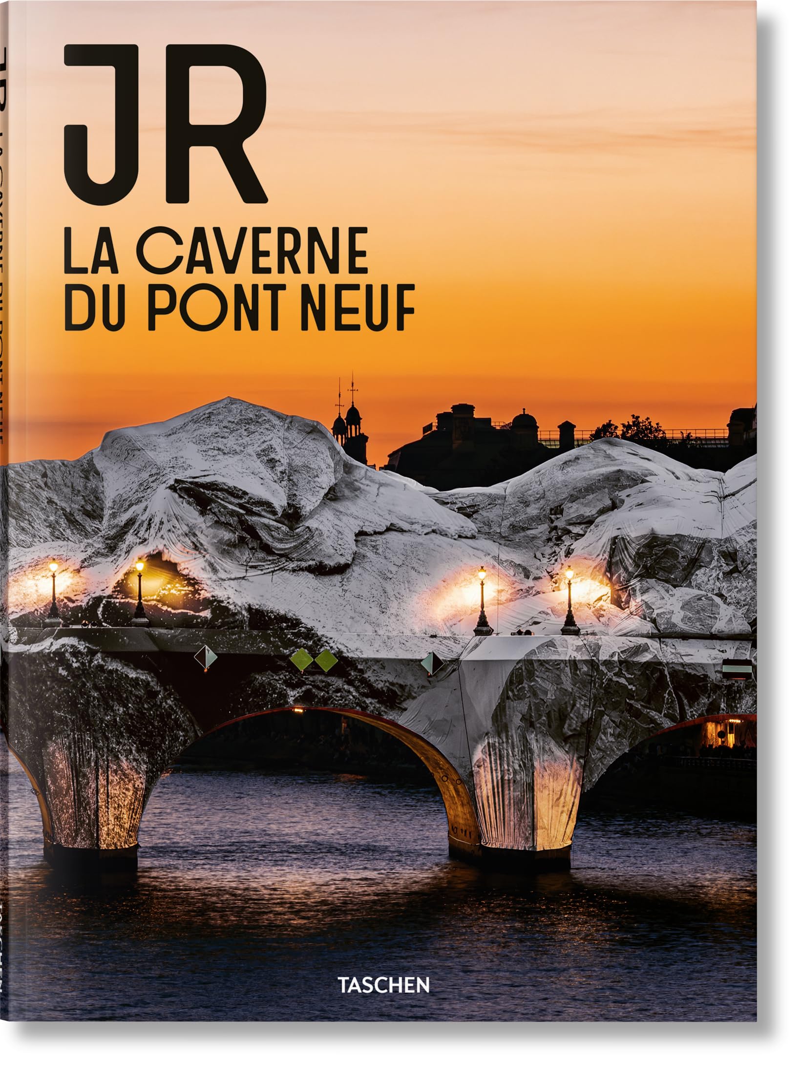 JR : La Caverne du Pont Neuf
