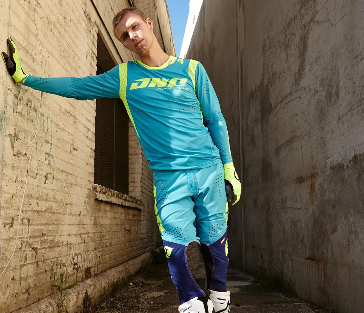 Amazon.com: ONE Industries X-197 MX Pants Daytona Blue 28