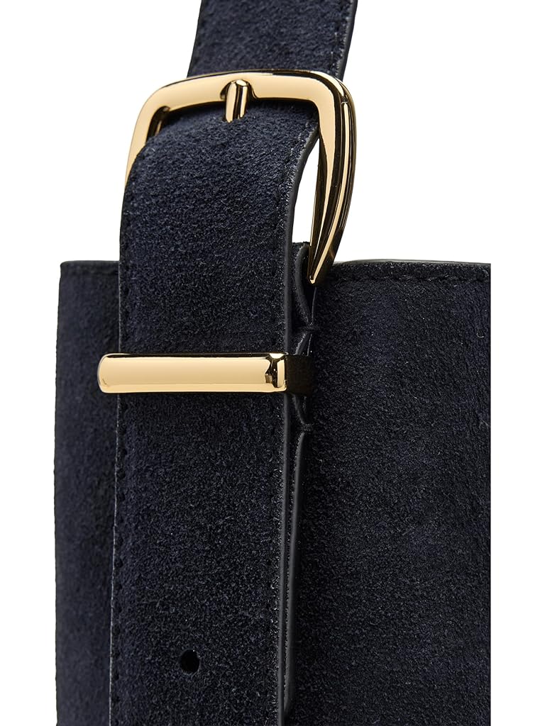 Madewell The Essential Bucket Tote in Suede