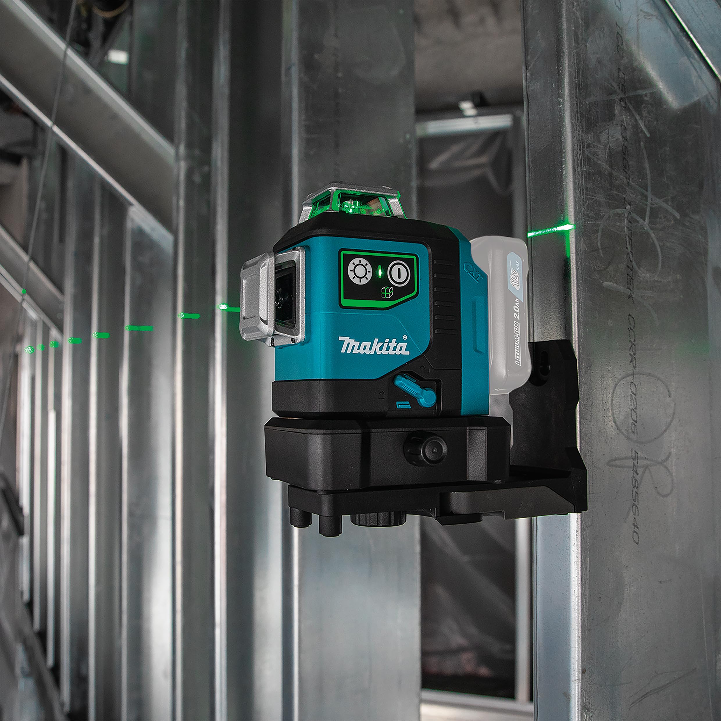 Niveau laser à croix vert Makita 3 x 360° CXT - SK700GD