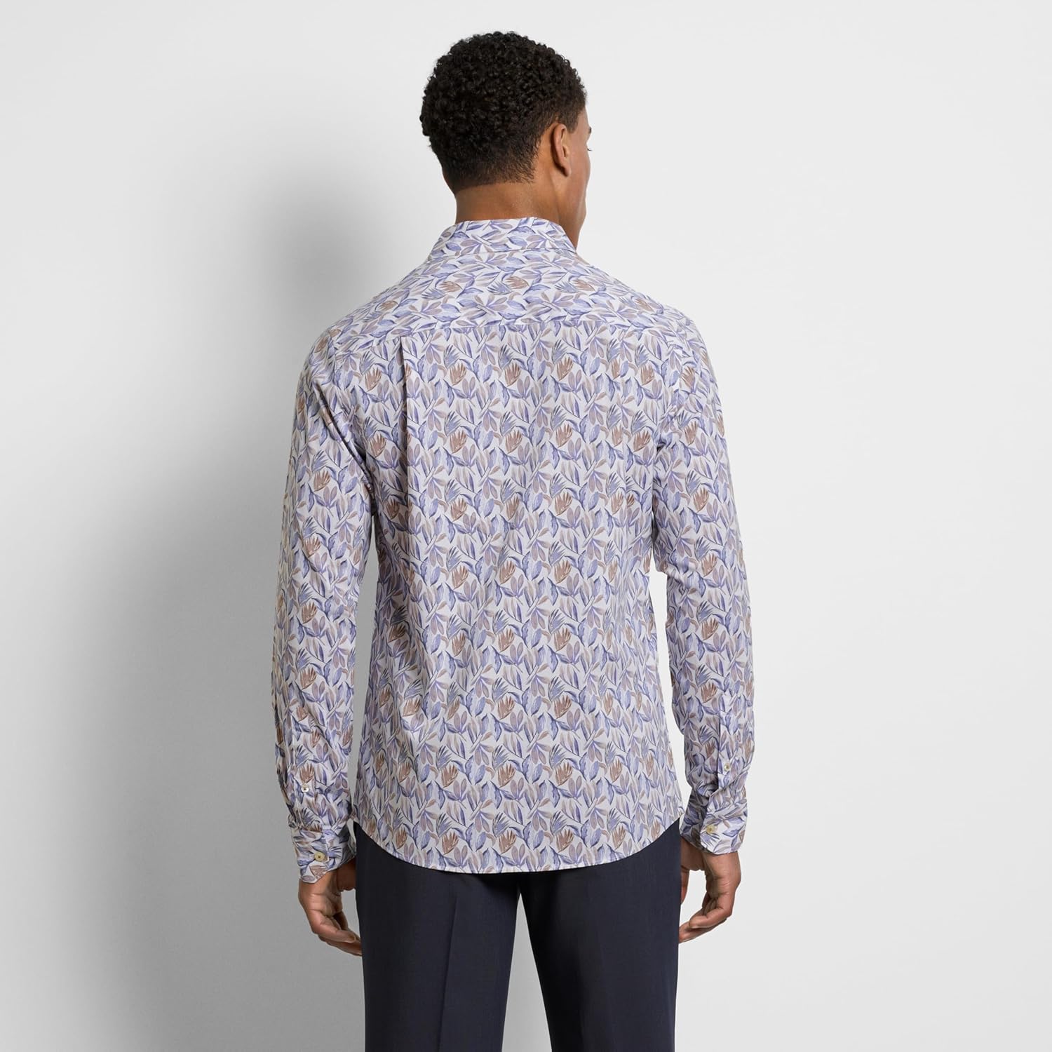 Van Heusen Mens Originals Long Sleeve Button Down Shirt, Slim Fit Regular Length, Comfortable Stretch Fabric - Image 2