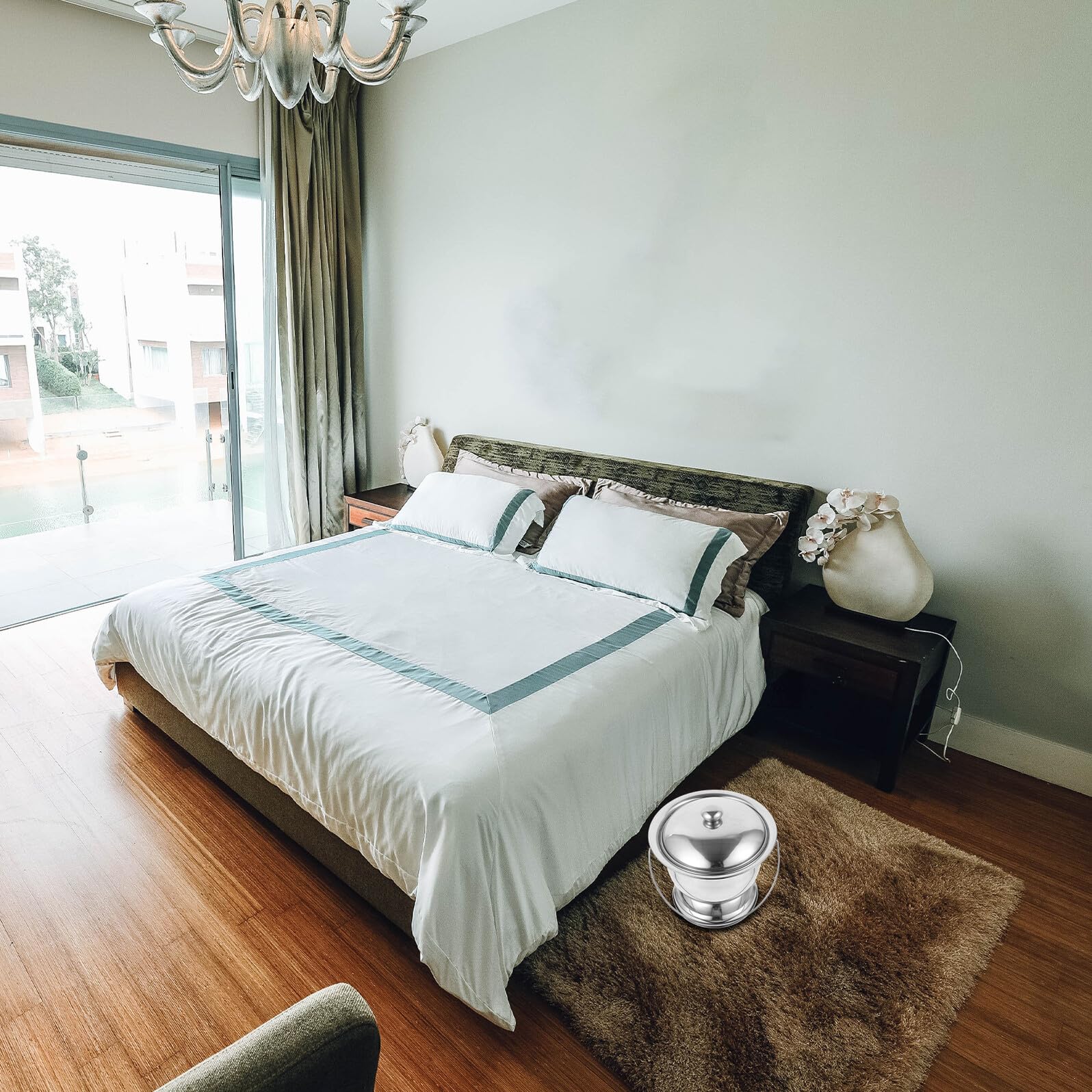 Pot de Chambre Facile à Nettoyer et Scellé avec Couvercle en Acier Inoxydable Argenté Adulte Accessoires pour Soins aux Patients Adaptés la Maison Voyage
