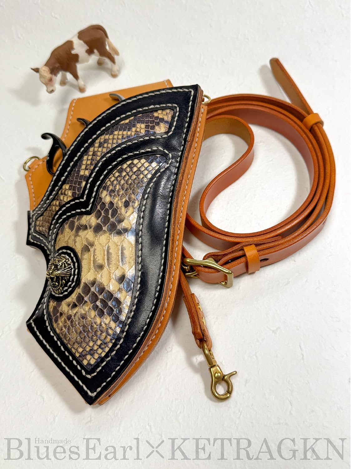 Handmade Hair Stylist Scissor Bag | Full Grain Vegetable Tanned Leather | Artisan Crafted Barber Shear Holster with Solid Brass Hardware (AA-03)