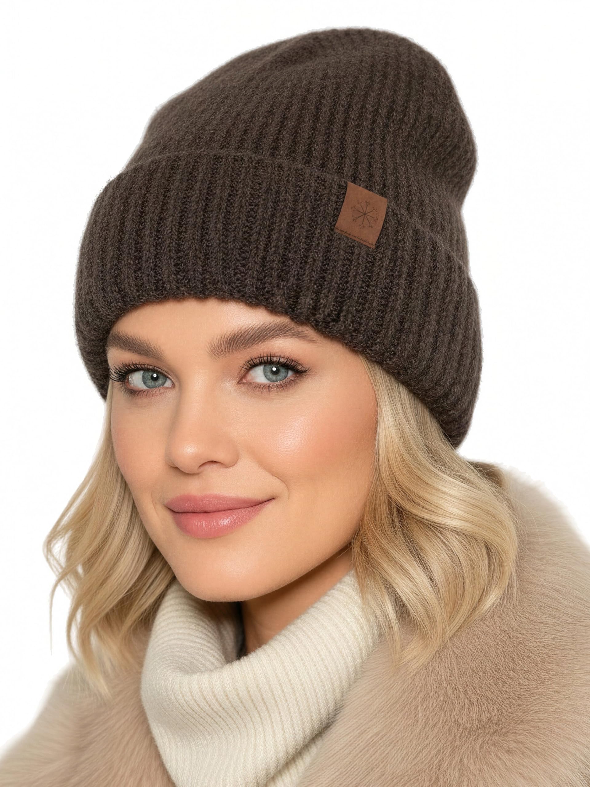 Baesics Wintermütze Unisex – Warme Strickmütze Beanie, Elegante und elastische Mütze für Herbst & Winter, weich gestrickt, modisch & zeitlos, One Size