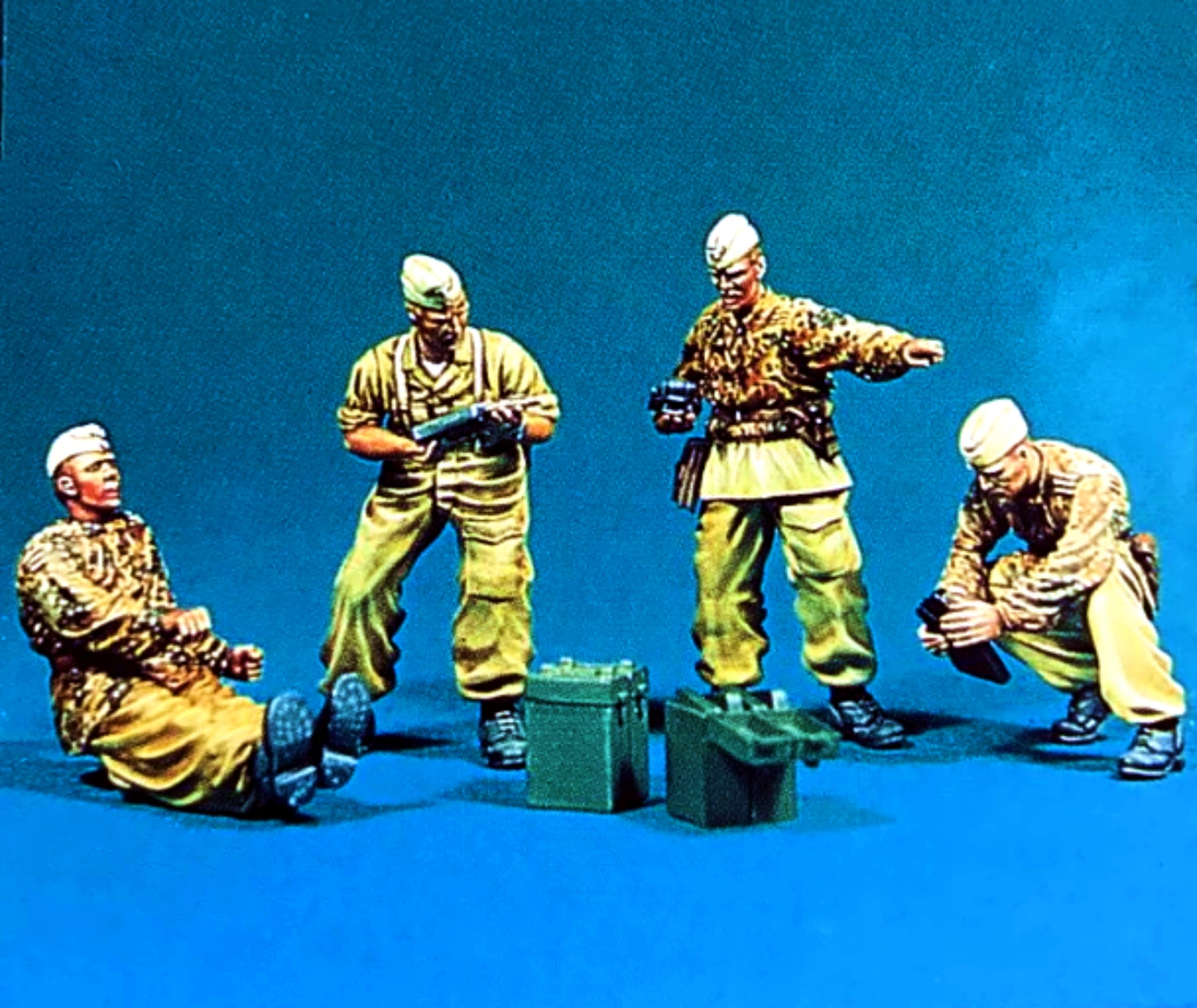 TRUEGRIS 1/35 WWII German Tank Soldier Resin Model Kit Unpainted and Unassembled (4 people, no tank) //k5w3J2