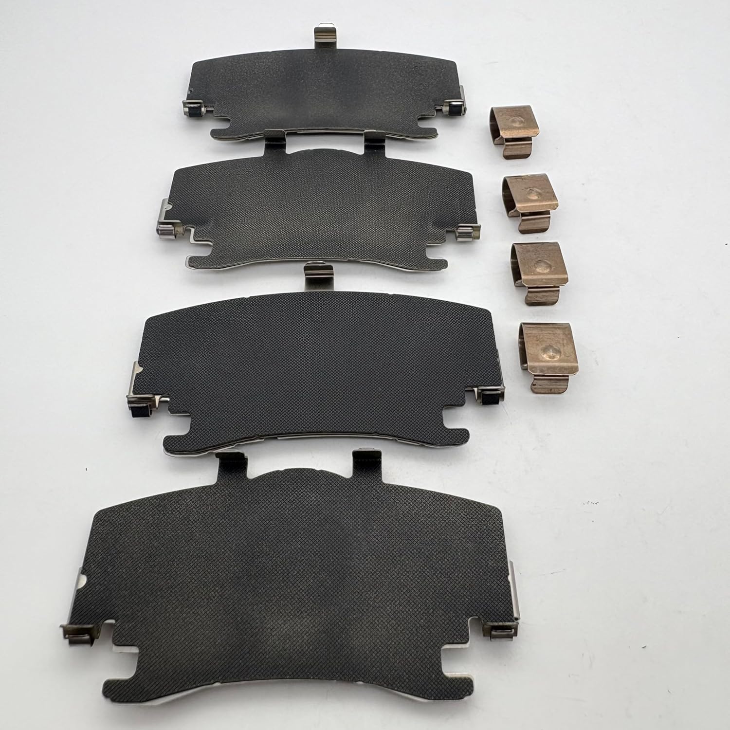 04946-12130 04946-02130 Rear Anti Squeal Shim Kit For:corolla sed(jpp),corolla hatchback,corolla (mexico),corolla sed(nap)