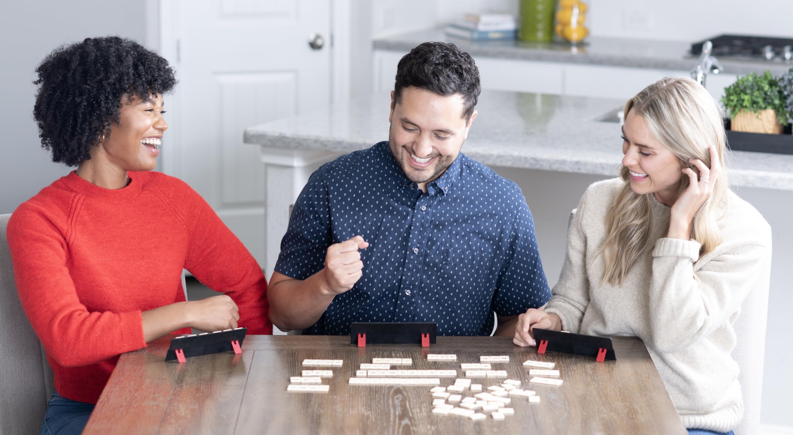 RUMMIKUB - Compact Travel Edition - Juego de Mesa de Viaje para Niños y Adultos - A Partir de 6 Años - Incluye Bolsa de Transporte - Versión Portátil - de 2 a 4 Jugadores