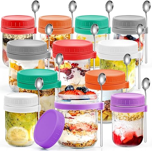 ZIZOTI 12 recipientes de vidrio para avena durante la noche con tapas y cucharas, 2 tamaños de 16 onzas y 10 onzas, tarros de avena Mason durante la