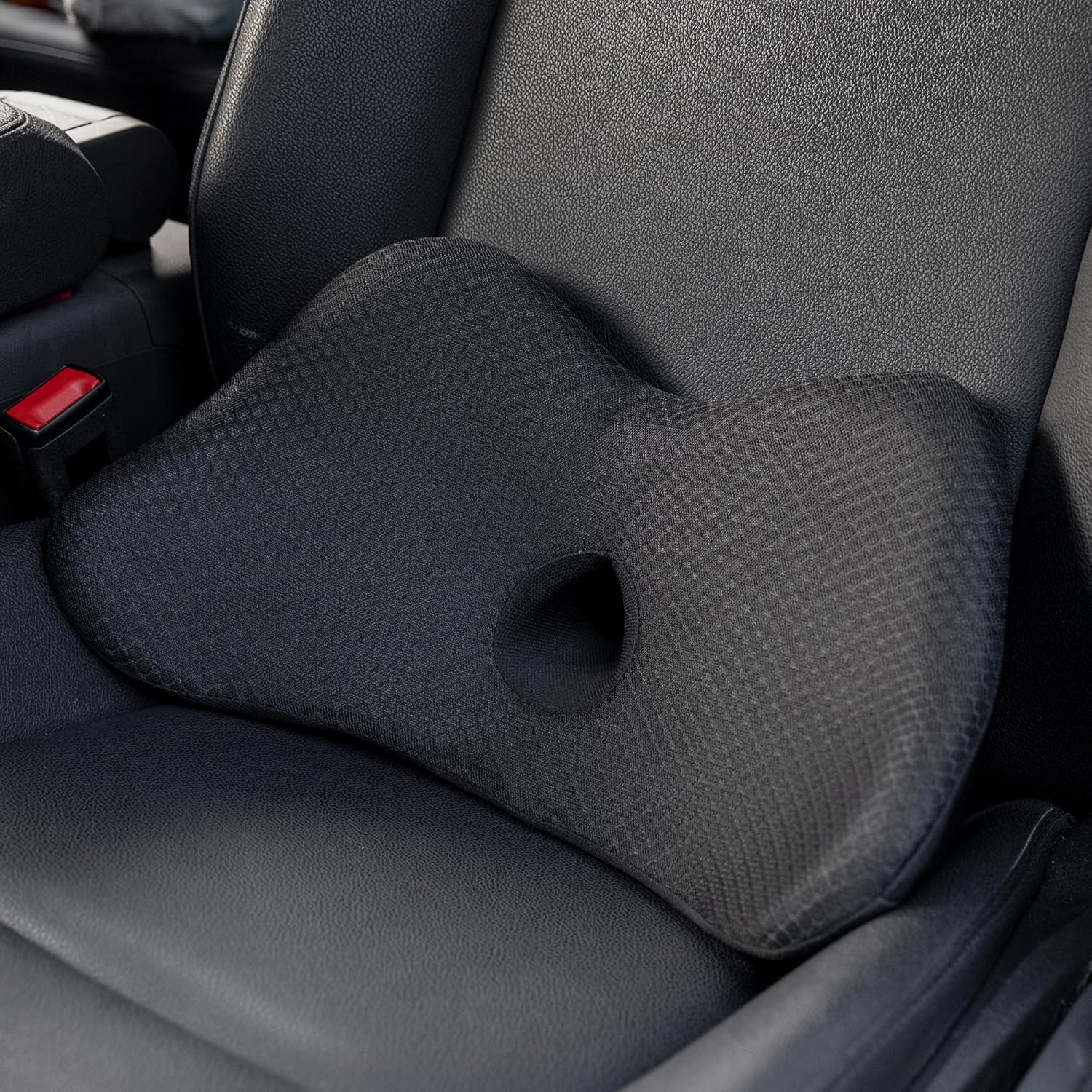 ONEMAJI Ergonomic Orthopaedic Lumbar Support for VW Golf 8 (C1, DA1) 2019-Heute, Memory Foam Car Seat Back Cushion with Central Cut-Out Design & Breathable 3D Mesh