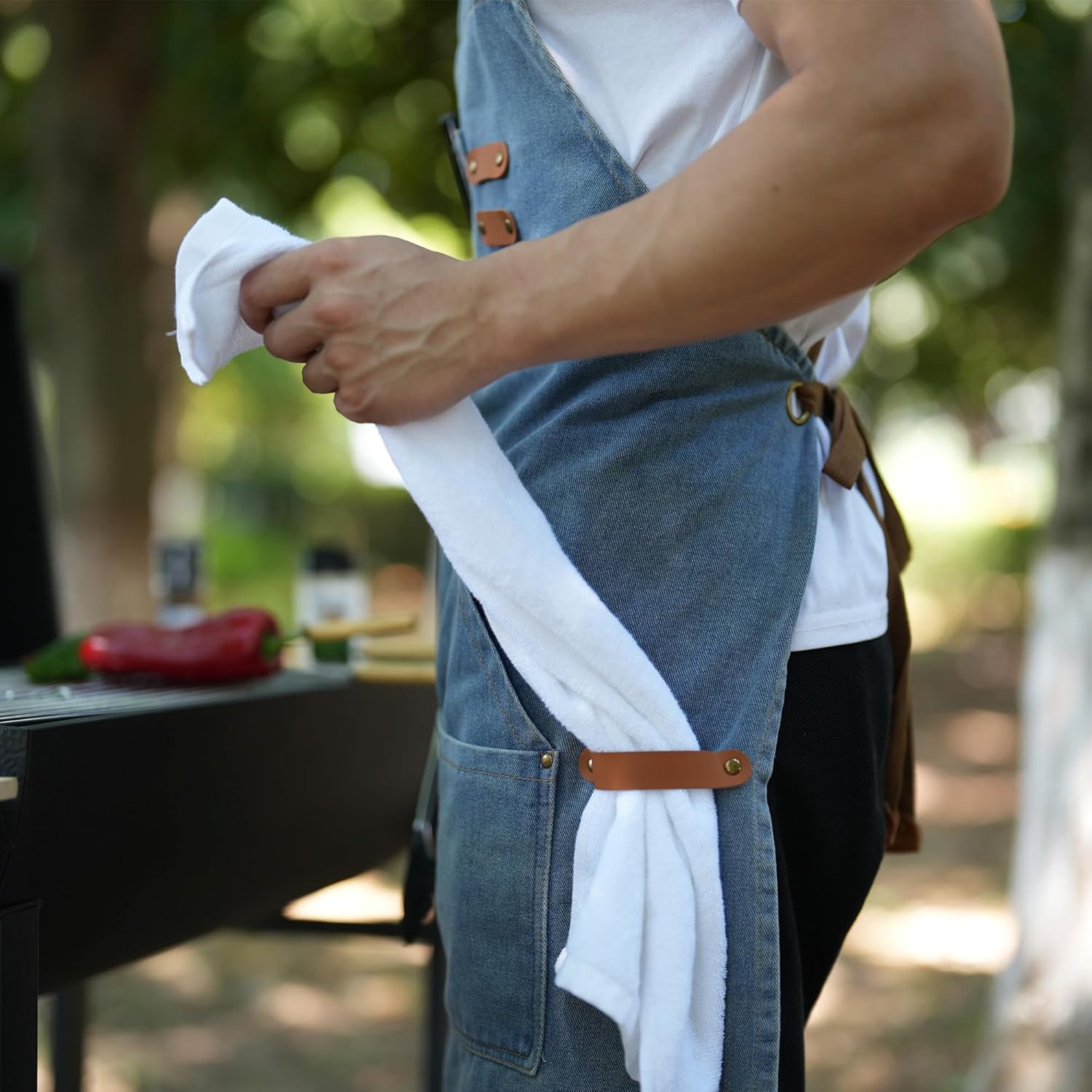 Denim Bbq Apron for Men Women with Pockets Adjustable Cross Back Chef Aprons for Kitchen Cooking Grilling Working - Image 4