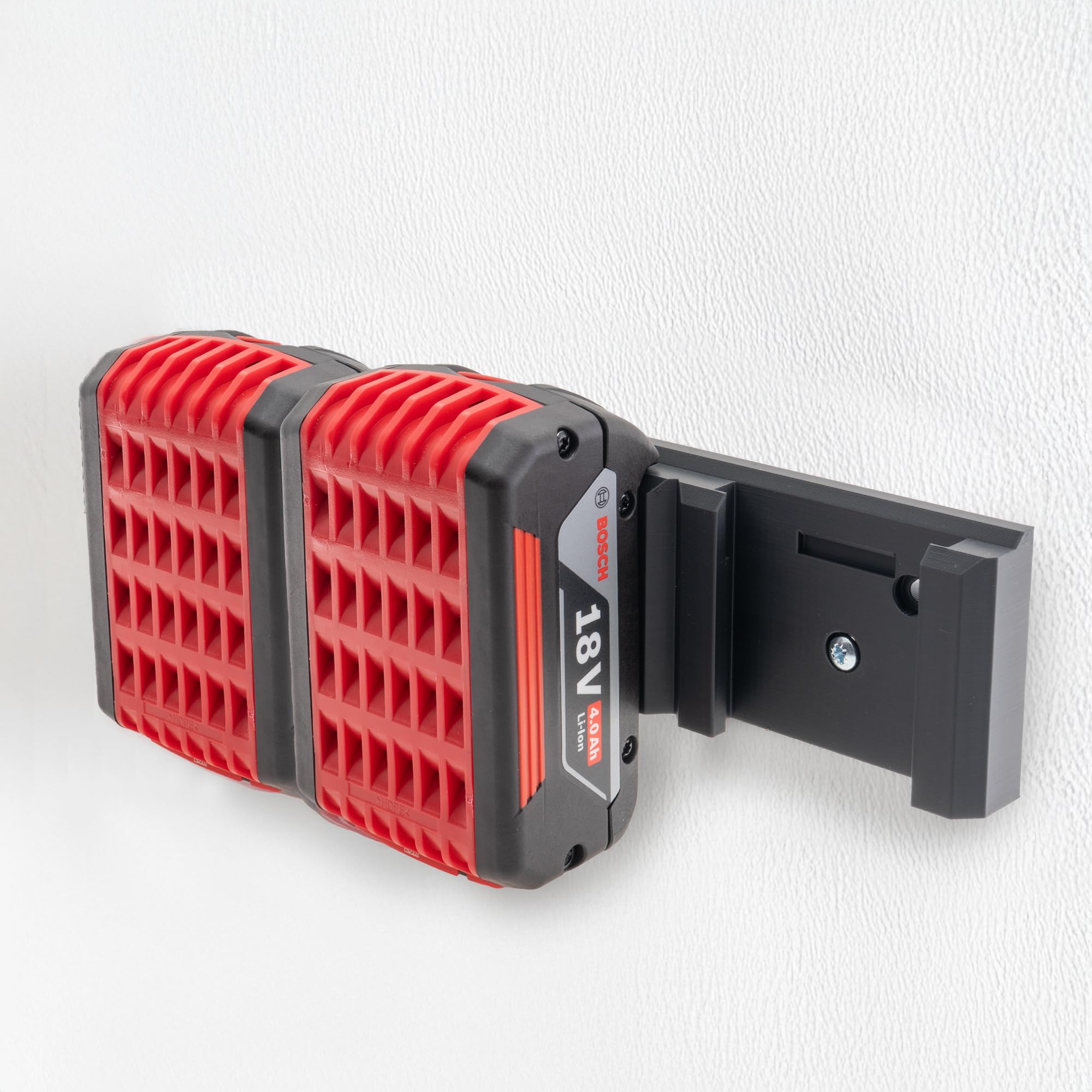 Supporto da parete per batterie Bosch Professional da 18 V e PowerCore, robusto supporto salvaspazio, per 3 batterie, 5 viti e 5 tasselli, facile da montare con funzione di bloccaggio [Made in Germay]