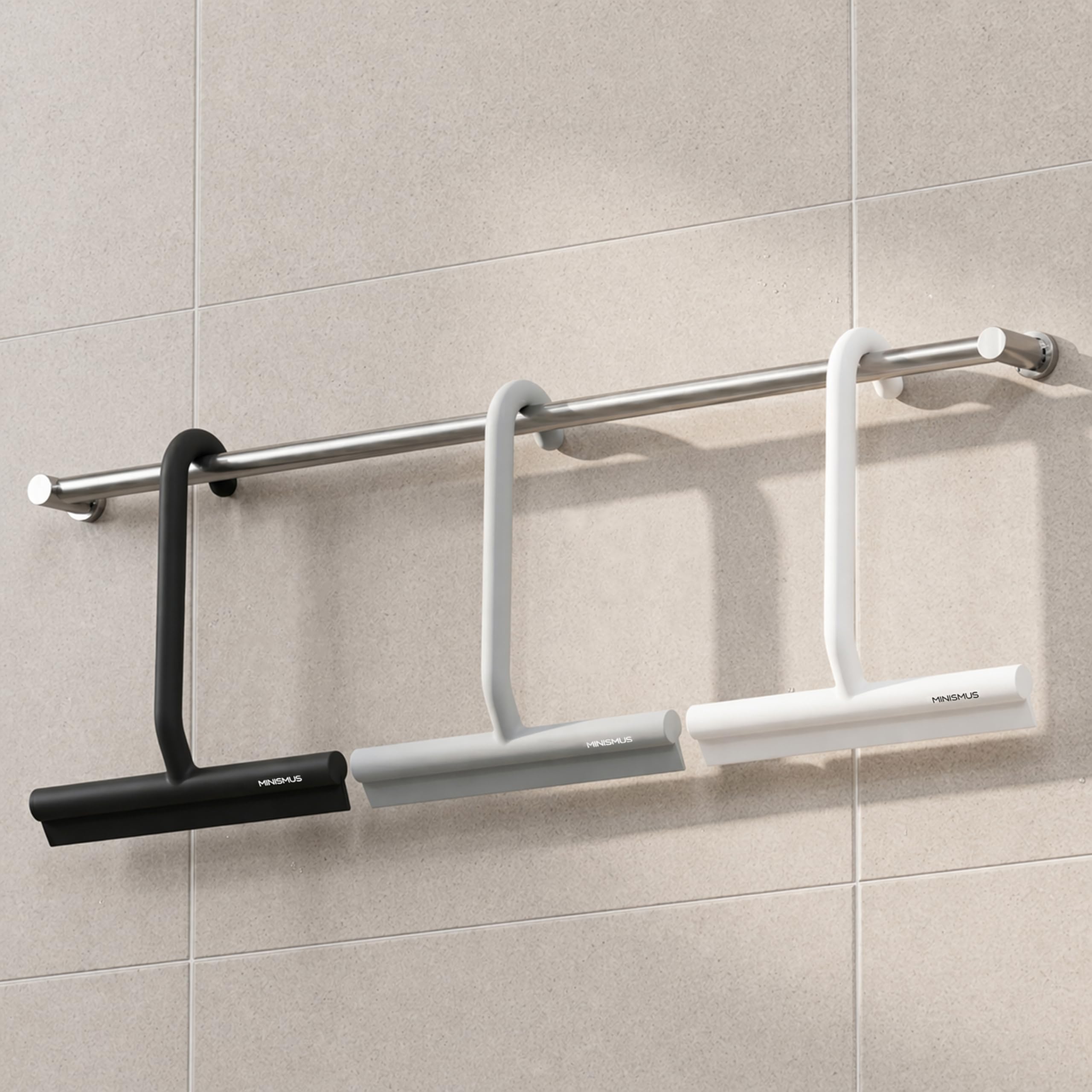 MINISMUS Tergivetro per Doccia con Gancio HangWipe, Tira Acqua da Doccia Silicone, Pulisci Vetro, Tiraacqua Vetri, 21 cm (Bianco)