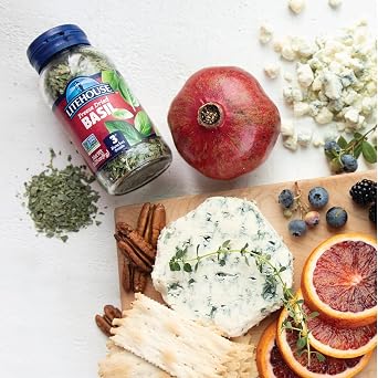 Litehouse Freeze Dried Basil - Dried Basil Leaves, Substitute for Basil Organic Fresh Leaves, Dried Basil Seasoning, Equal to 3 Basil Fresh Bunches, Non-GMO, Gluten-Free - 0.28 Ounce