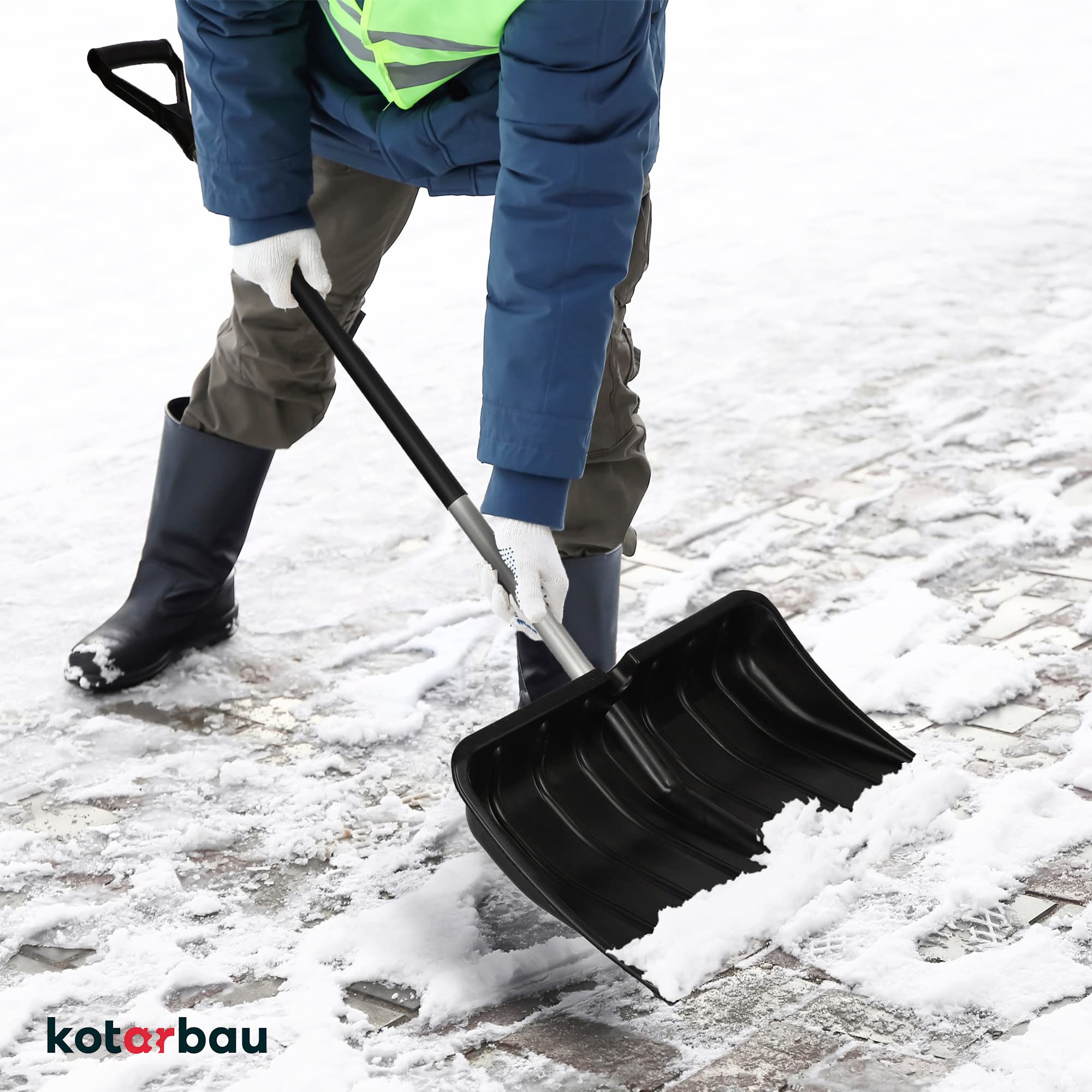 KOTARBAU® Pala da neve 54 cm con manico in alluminio rinforzato in plastica con guarnizione in metallo con manico ergonomico, colore nero, 136 cm