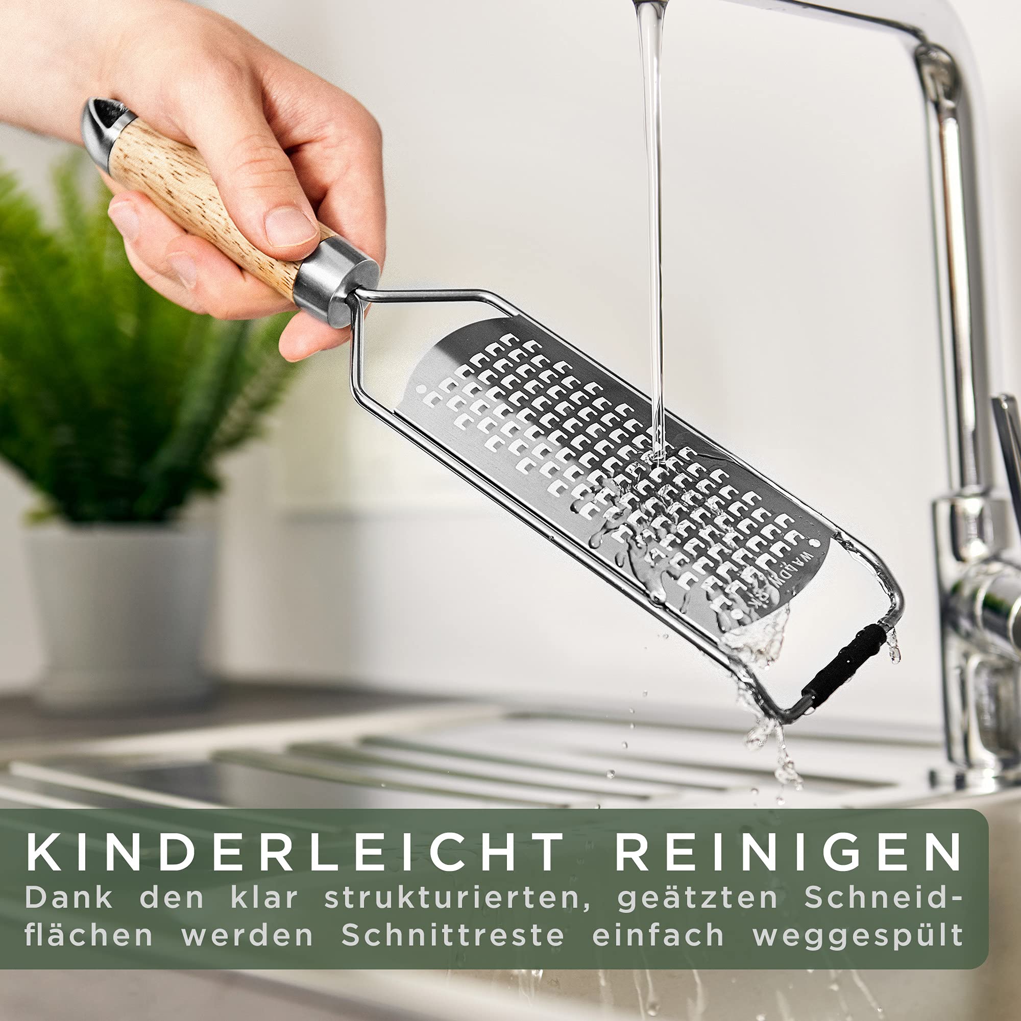 WALDWERK Käsereibe (2er Set) - Parmesanreibe mit Design Holzgriff - Zesterreibe aus Edelstahl mit geätzten Schneiden - Reiben auch geeignet als Muskatreibe, Zitronenreibe, Ingwerreibe