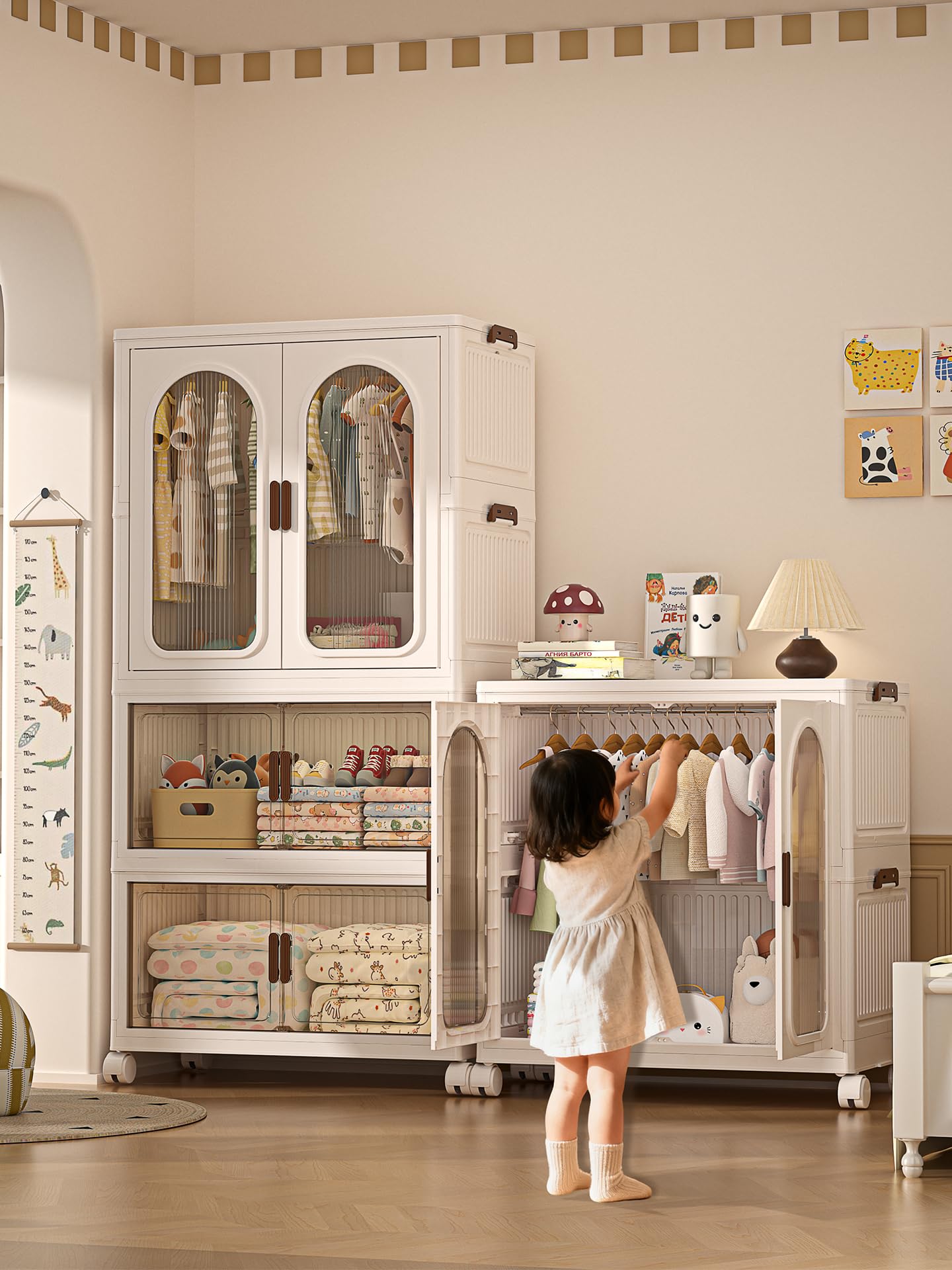 Faltbarer Kleiderschrank mit Rollen, 455L, 4 Ebenen Kunststoffschrank, Transparente Türen, Staubdicht & Feuchtigkeitsbeständig, 70 x 40,5 x 136 cm