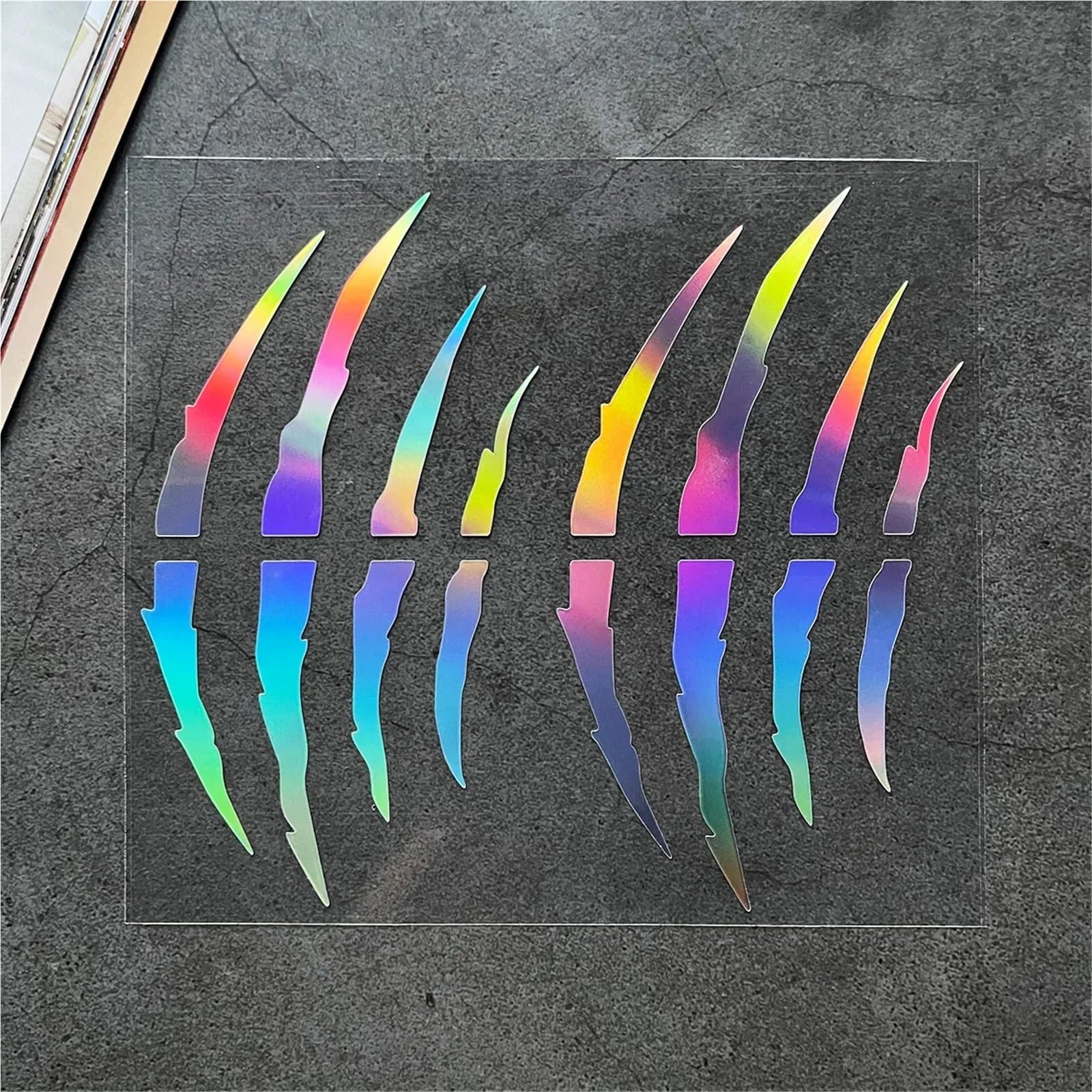 HAfgDJ 2PCS Ghost Claw Scratch Stripe Headlamp Body Decoration Motorcycle Fuel Tank Moto Helmet Accessories Car Stickers