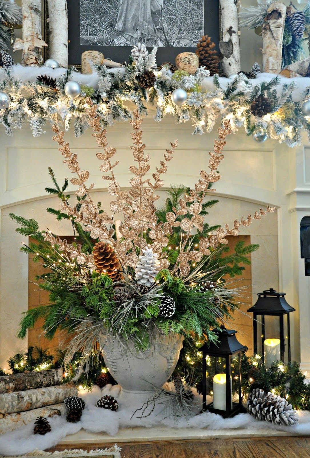 8PCS Christmas Eucalyptus Leaves Glitter Eucalyptus Stems, 65CM Champagne Gold Artificial Christmas Tree Decorations - Image 4