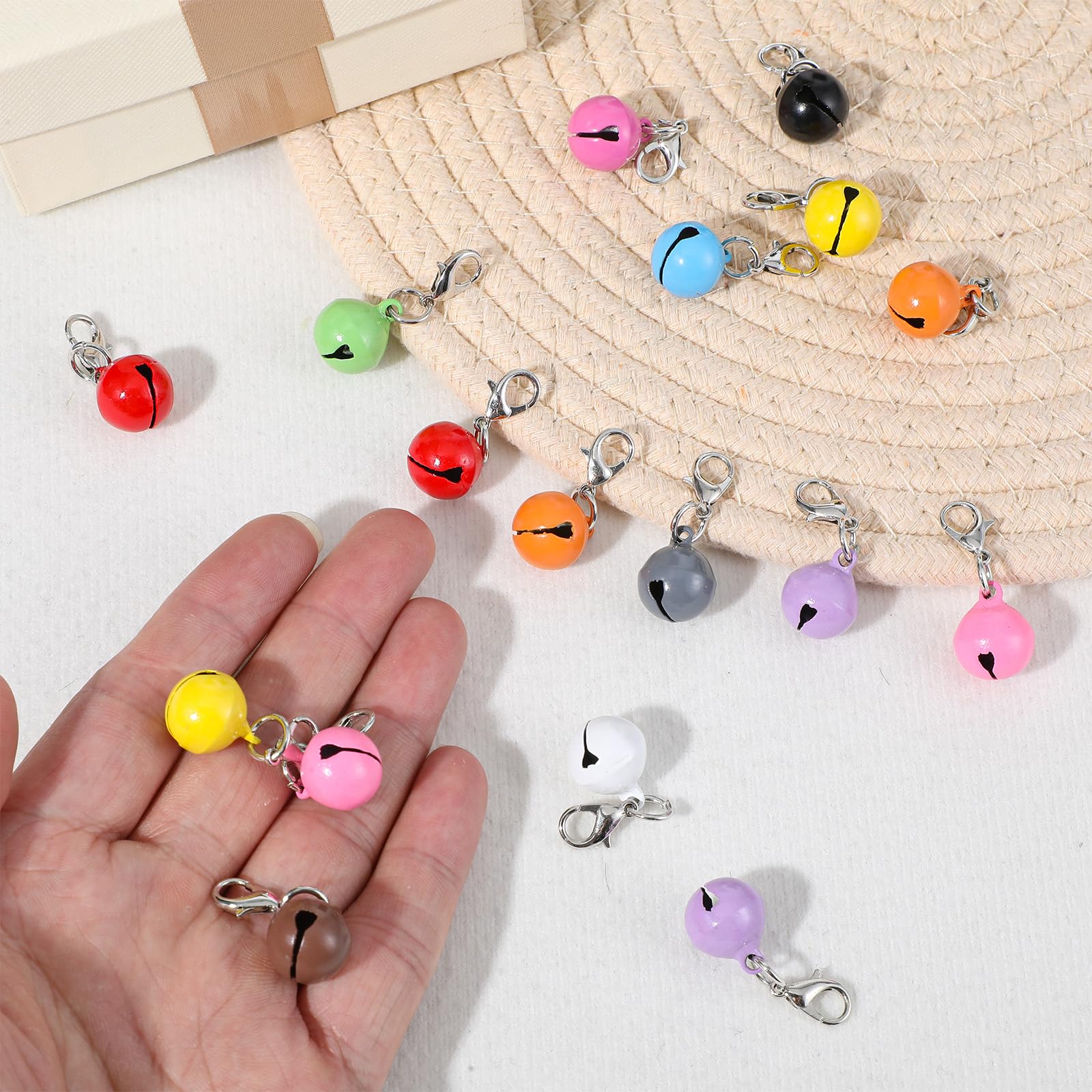 Tyqour Lot de 24 clochettes pour collier de chat, clochettes de collier de petit chien, clochettes en métal pour colliers pour animaux de compagnie, chats, chiens, accessoires