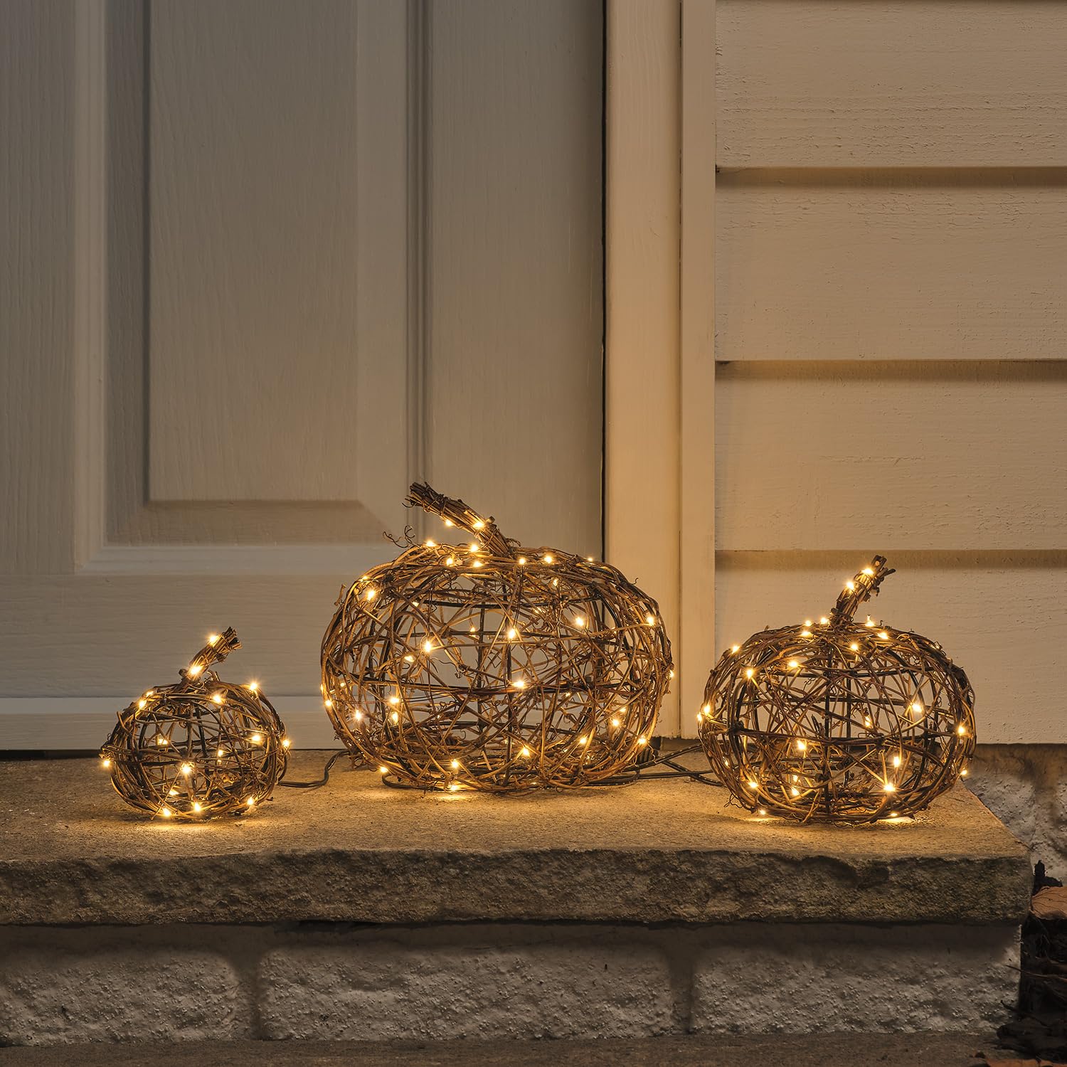 Lights4fun 3 Wicker Autumn Pumpkin LED Outdoor Decorations