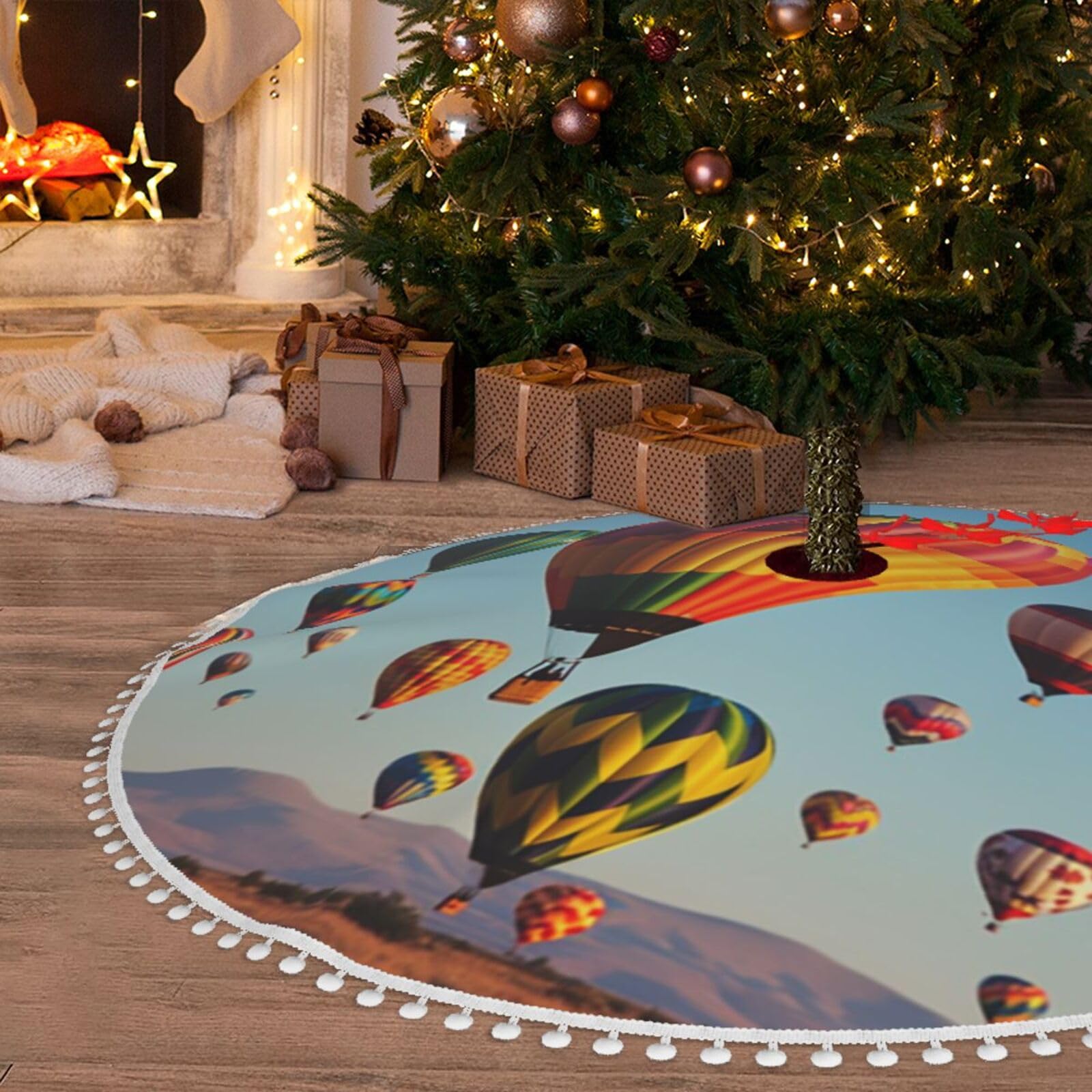Jupe de sapin de Noël 91 cm à pompons et tapis imprimé montgolfière chic