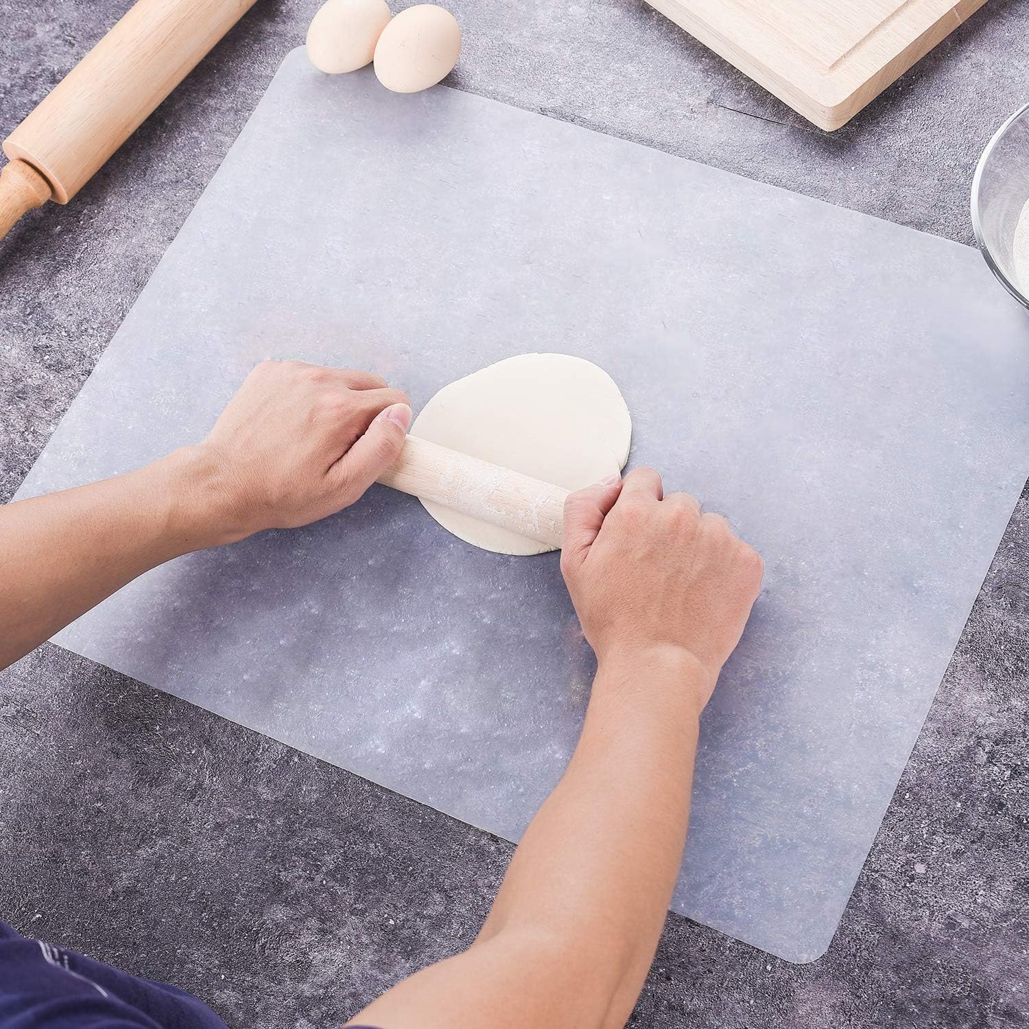 HomeDo Waterproof Silicone Placemats, Non-Stick Baking Mat, Non-Slip Dining Table Mat for Kids/Baby/Children, Heat Resistant Insulation Countertop Protector Pads (Clear, 15.75x11.81Inch-6pack)