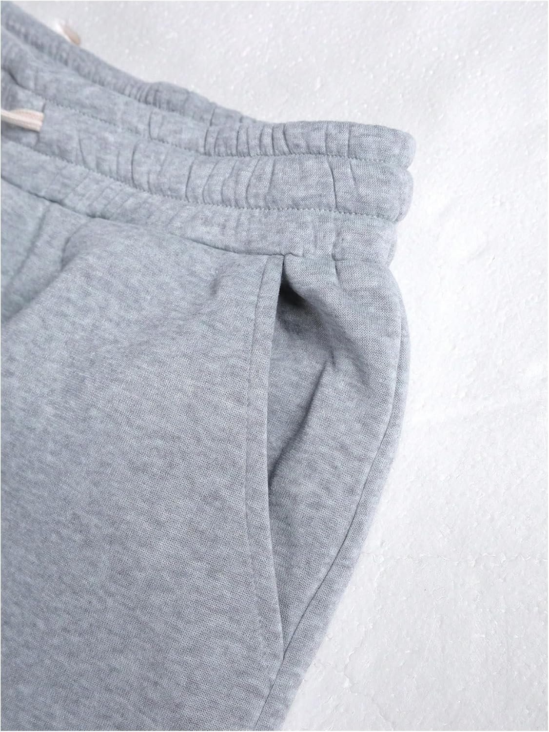 GORGLITTER Men's Baggy Sweatpants Wide Leg Barrel Y2K Loose Fit Elastic Waist Track Pants Joggers with Pockets - Image 3