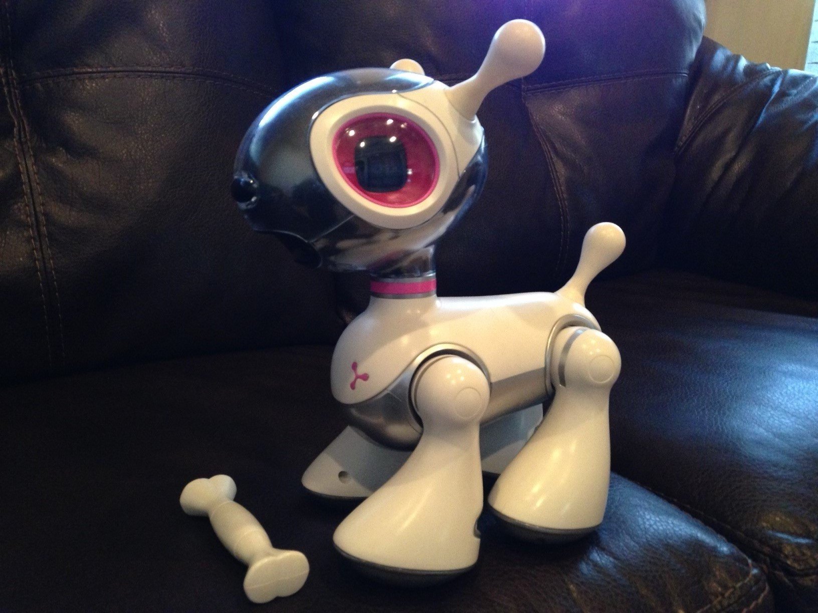 Hasbro Mio Pup White/Pink