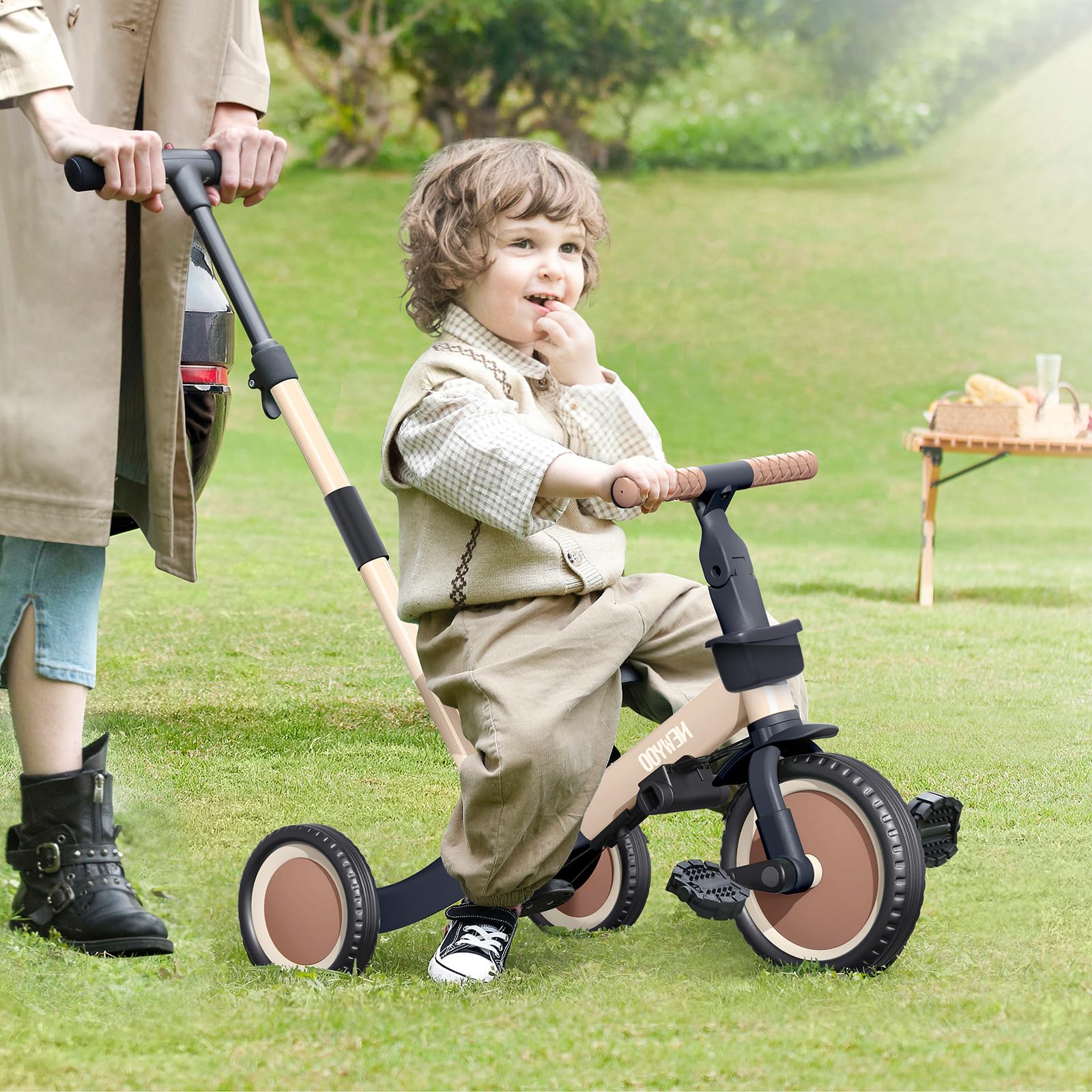 newyoo Triciclo per Bambini 1-3 Anni con Manico di Spinta, Bicicletta per Bambini, Regalo e Giocattolo per Bambini e Bambine, Triciclo 5 in 1 con Schienale e Cintura di Sicurezza, Kaki, TR007