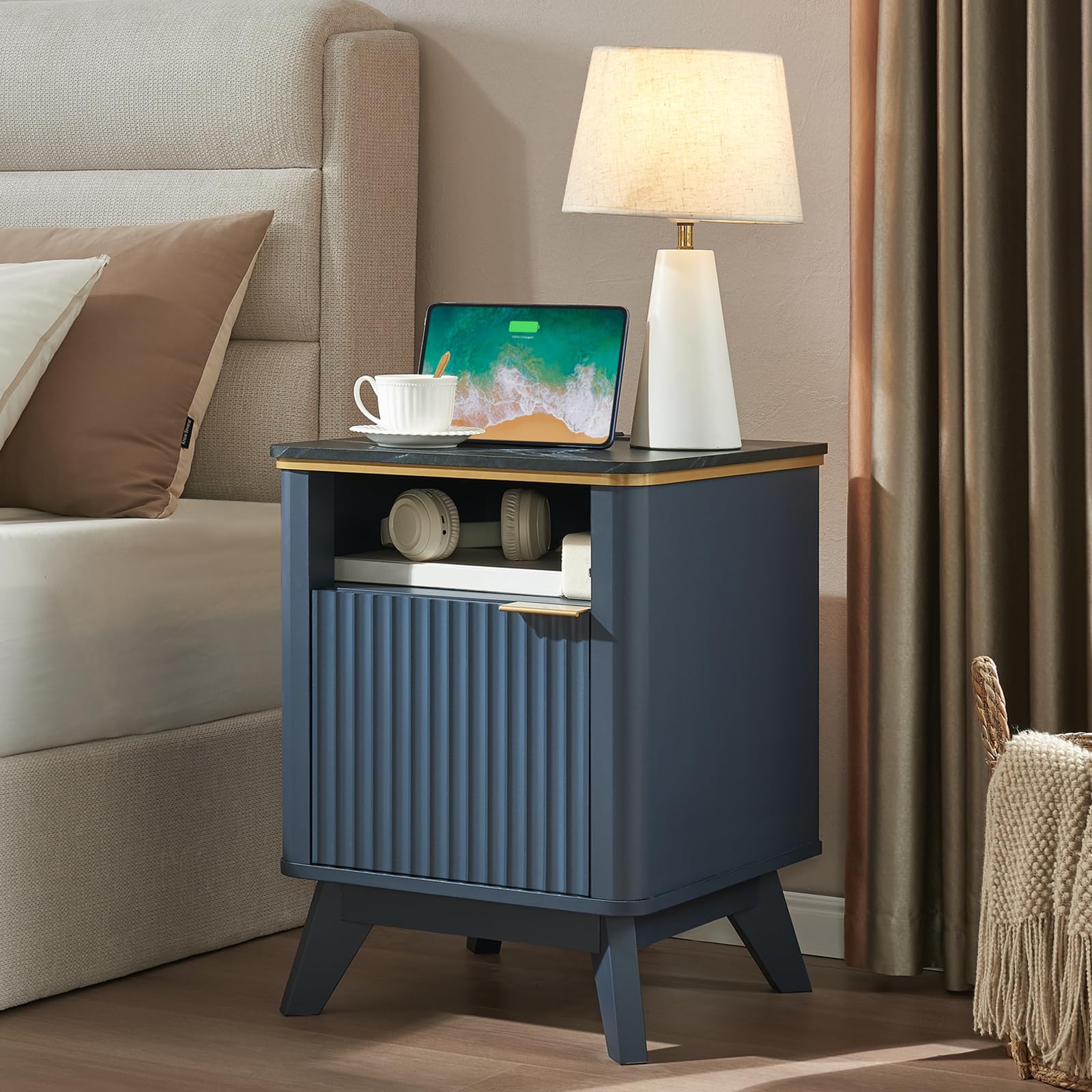QUW Fluted Nightstands Set 2 with Charging Station Navy Blue - Dettaglio