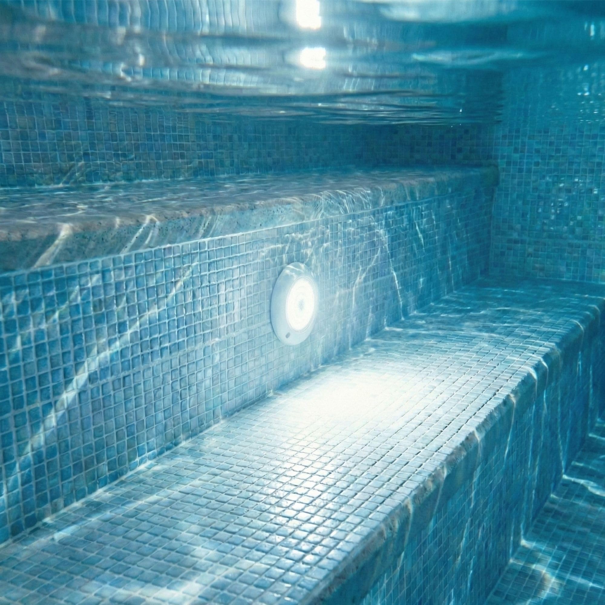 SWIMHOME Warmpool Foco LED Mini de Superficie para Piscina y Escalera, Blanco Frío 6000K, 6W, Resina Epoxy, Ø11cm