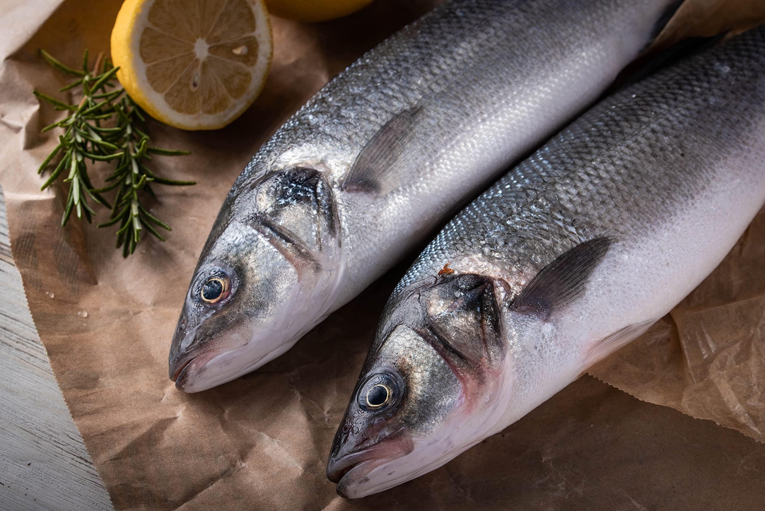 Fresh Fish Whole Mediterranean Branzino | Quantity 4 (1-1.5 lbs each) | Premium Gourmet Seafood | Delivered To Your Door | All Fresh