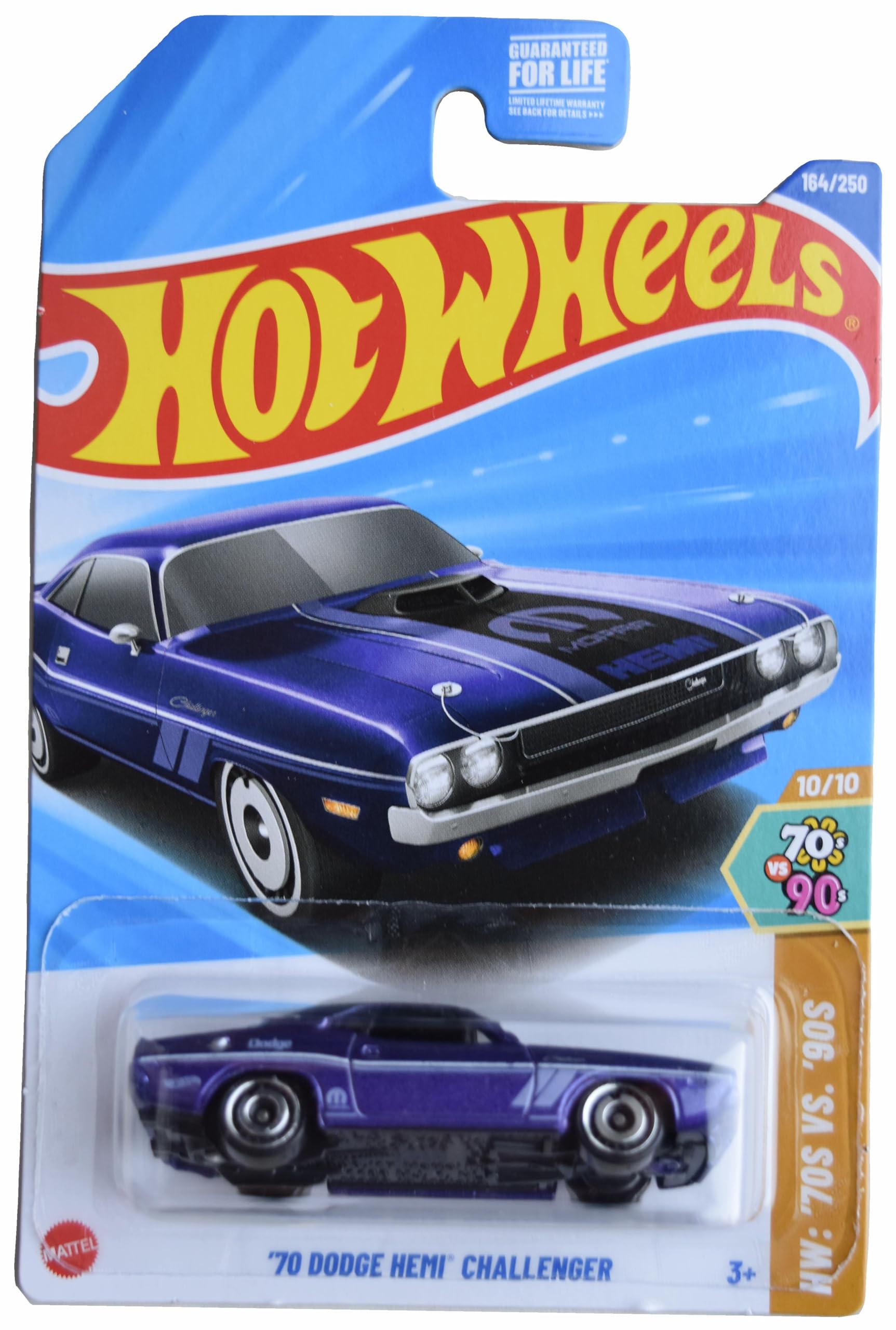 Amazon.com: Hot Wheels '70 Dodge Hemi Challenger, HW '70s vs