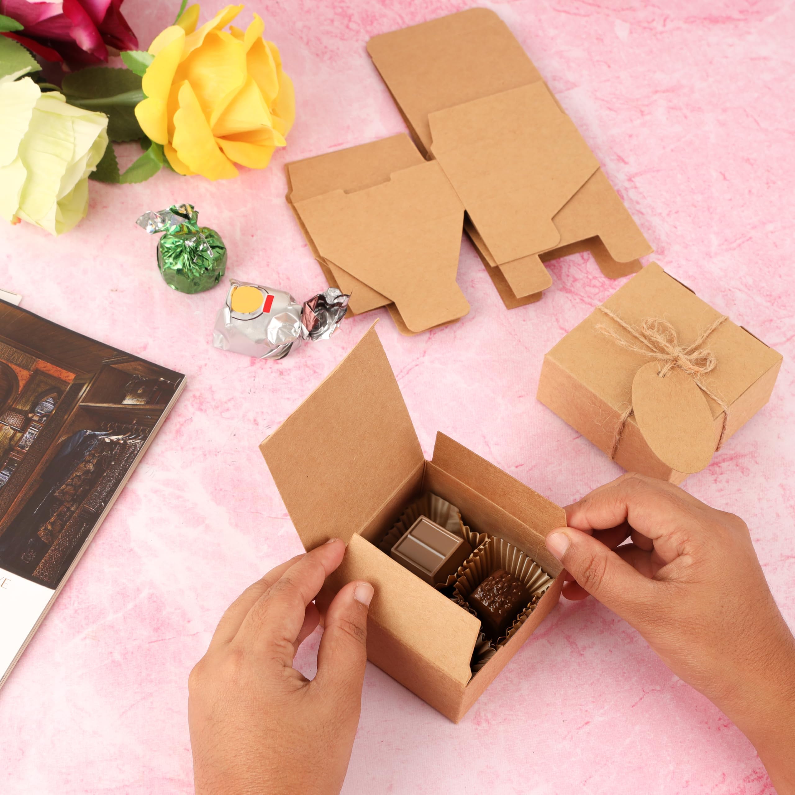 Scatole Regalo Kraft 50pz 7.5x7.5x3.5cm - Con Corda E Etichette Per Matrimoni, Bomboniere E Fai Da Te