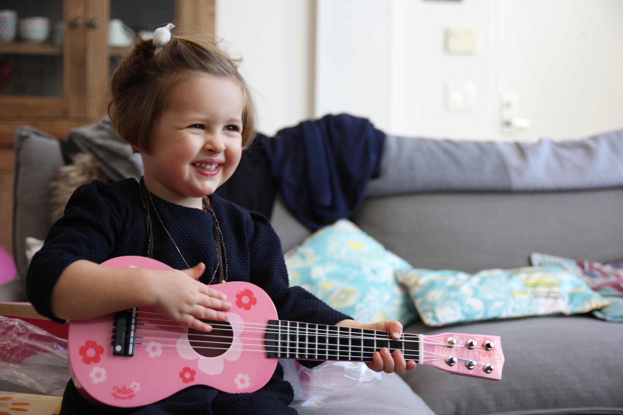Vilac 8306 czerwona gitara