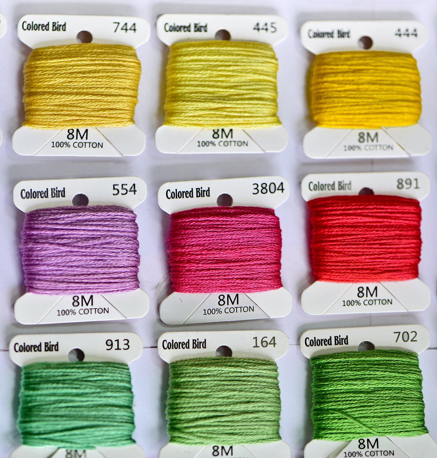 Embroidery Floss 125pcs Embroidery Thread String Kits 100% Cotton Bracelets String,Metallic Thread,Colorful Wool Roving and Floss Bobbins Cross Stitch Tool Kit with Organizer Storage Box