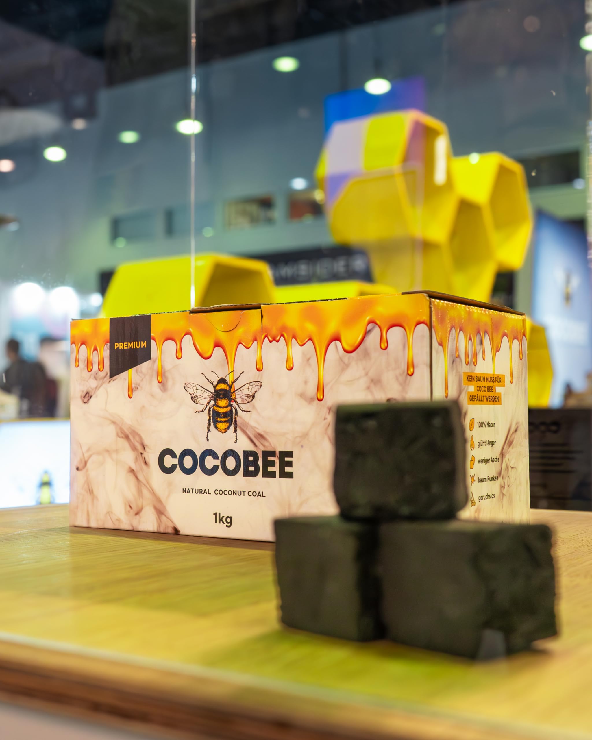 COCOBEE 1KG Carbón de Coco Natural para Shisha y Barbacoa 26mm Alta Combustión Encendido Rápido con Calor Uniforme Baja Ceniza para Cachimba Hookah BBQ Premium DISPAU