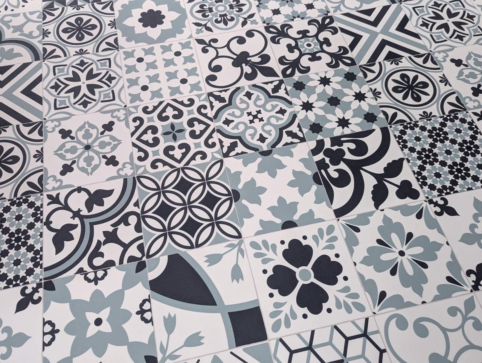 PVC Bodenbelag Vinylboden in Retro Patchwork Fliesen Muster, Zuschnitt (2m breit / 2m lang)