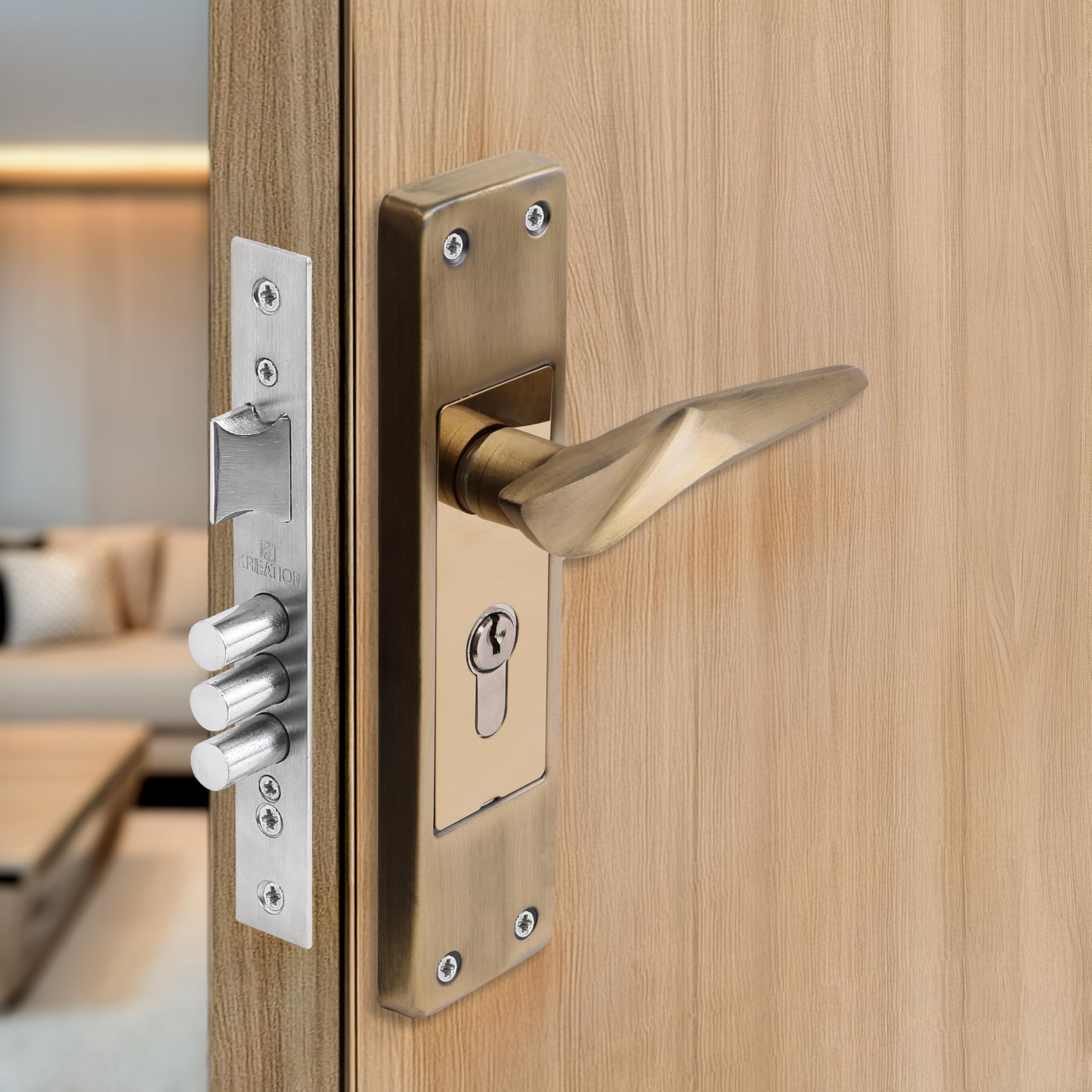 Mortise Door Handle Set with Lock, Antique Brass Finish, 17.7 cm Length, Metal Construction, Complete Hardware Kit for Wooden Doors, Classic-Modern Design